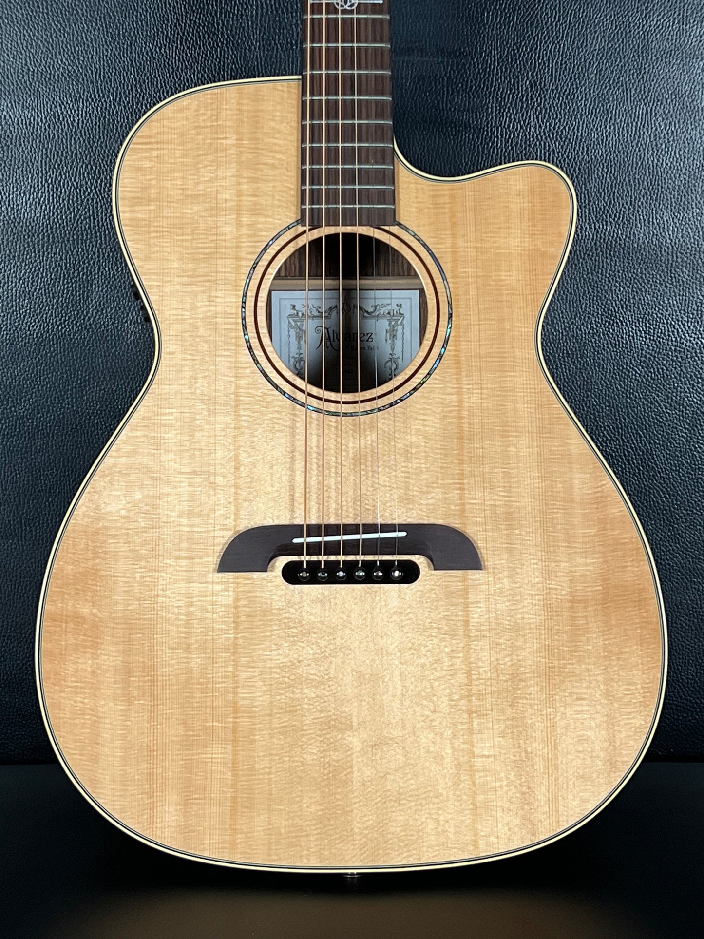Alvarez Yairi FY70CE #75683