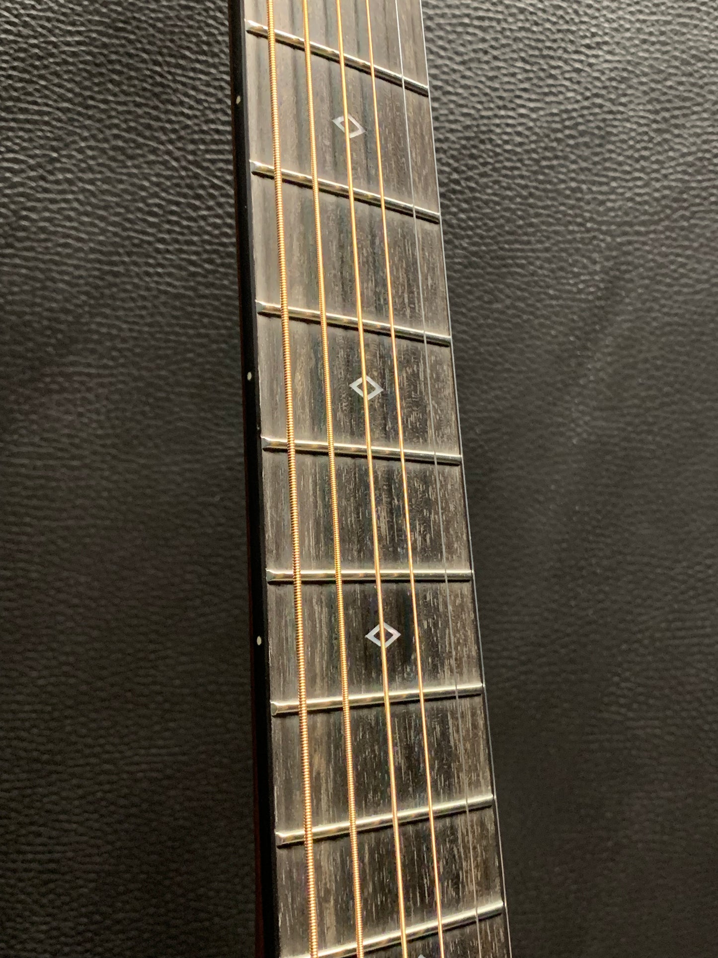Breedlove Premier Concerto Edgeburst CE #29358