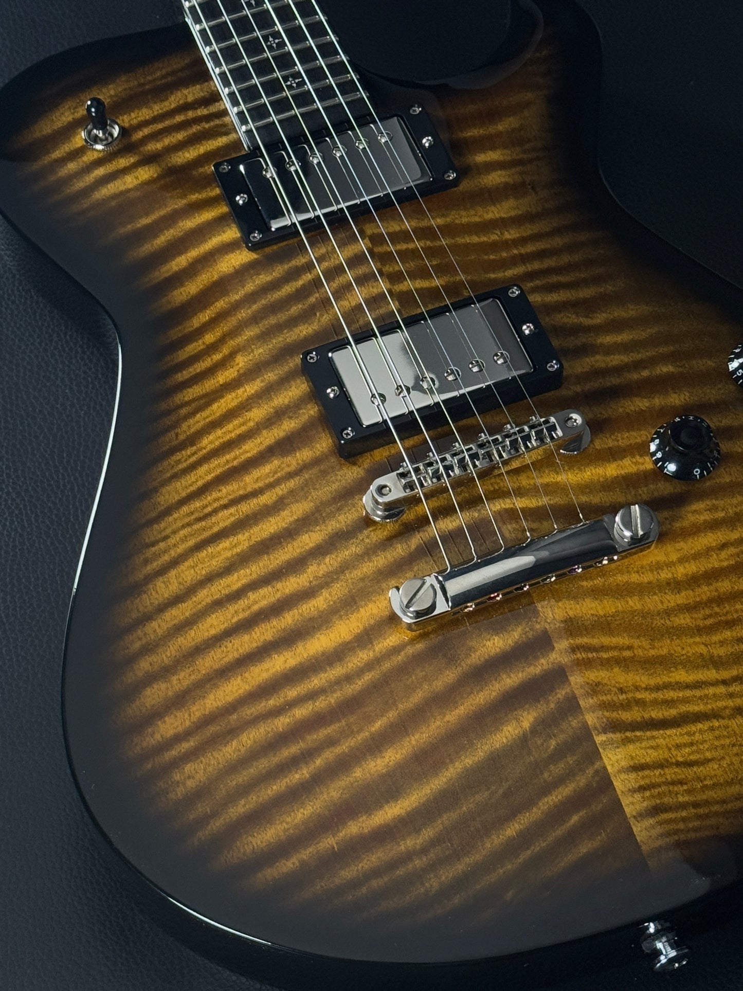 Knaggs Kenai TS #378 Sunflower Black Wrap Burst 2025 (PRE-OWNED)