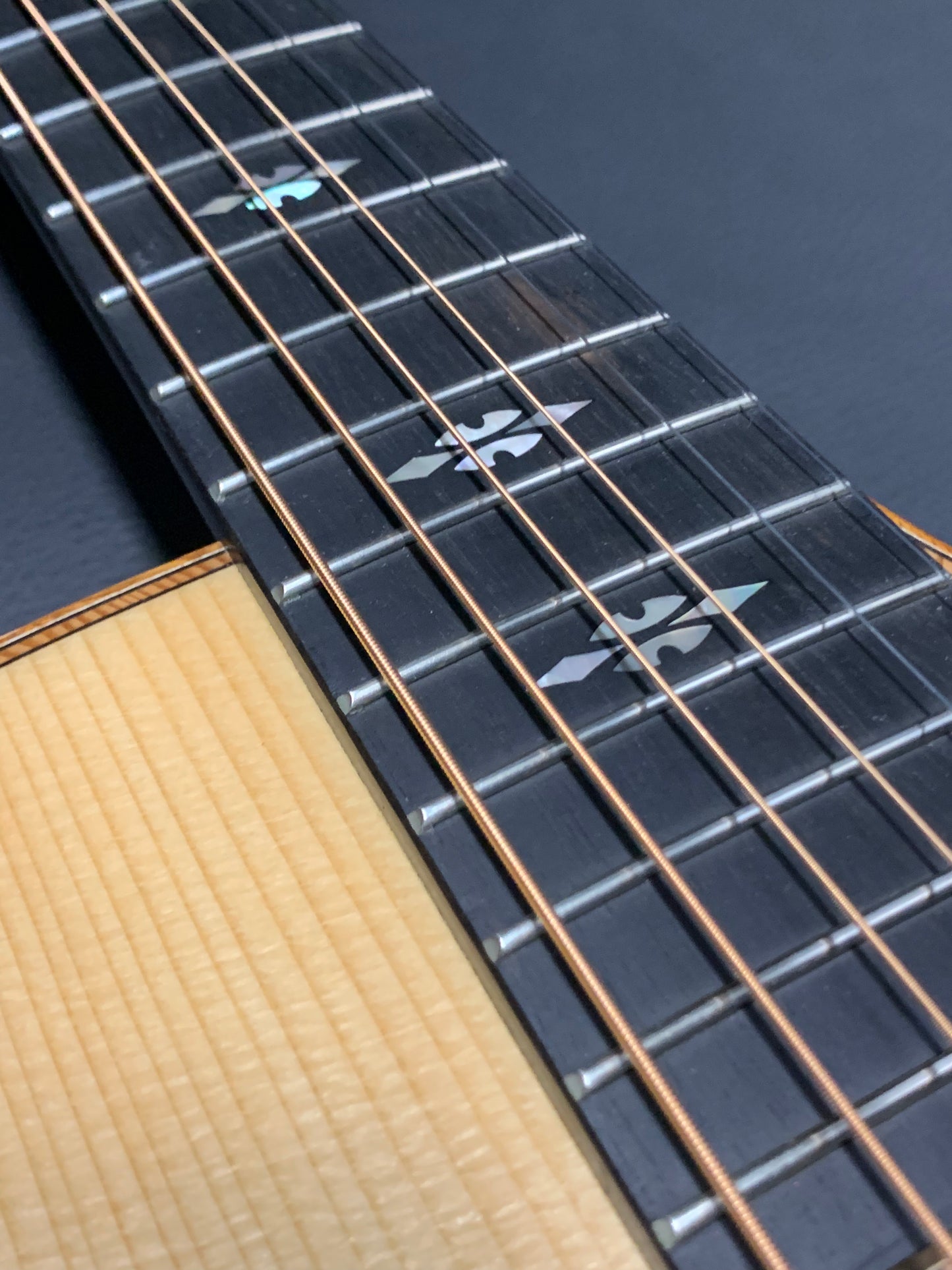 Taylor 714CE 2020 (PRE-OWNED)