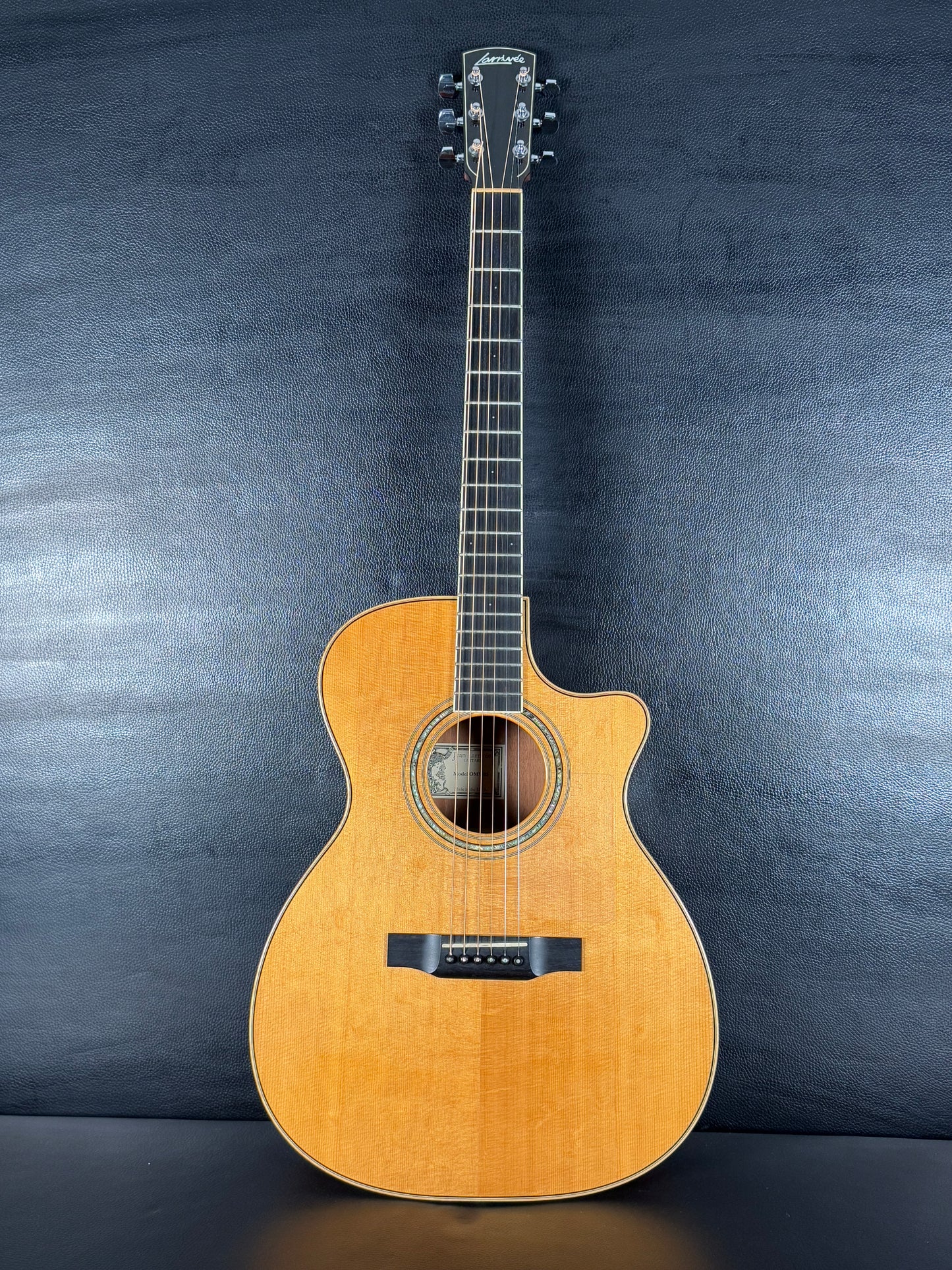 Larrivee OMV 05 (PRE-OWNED)