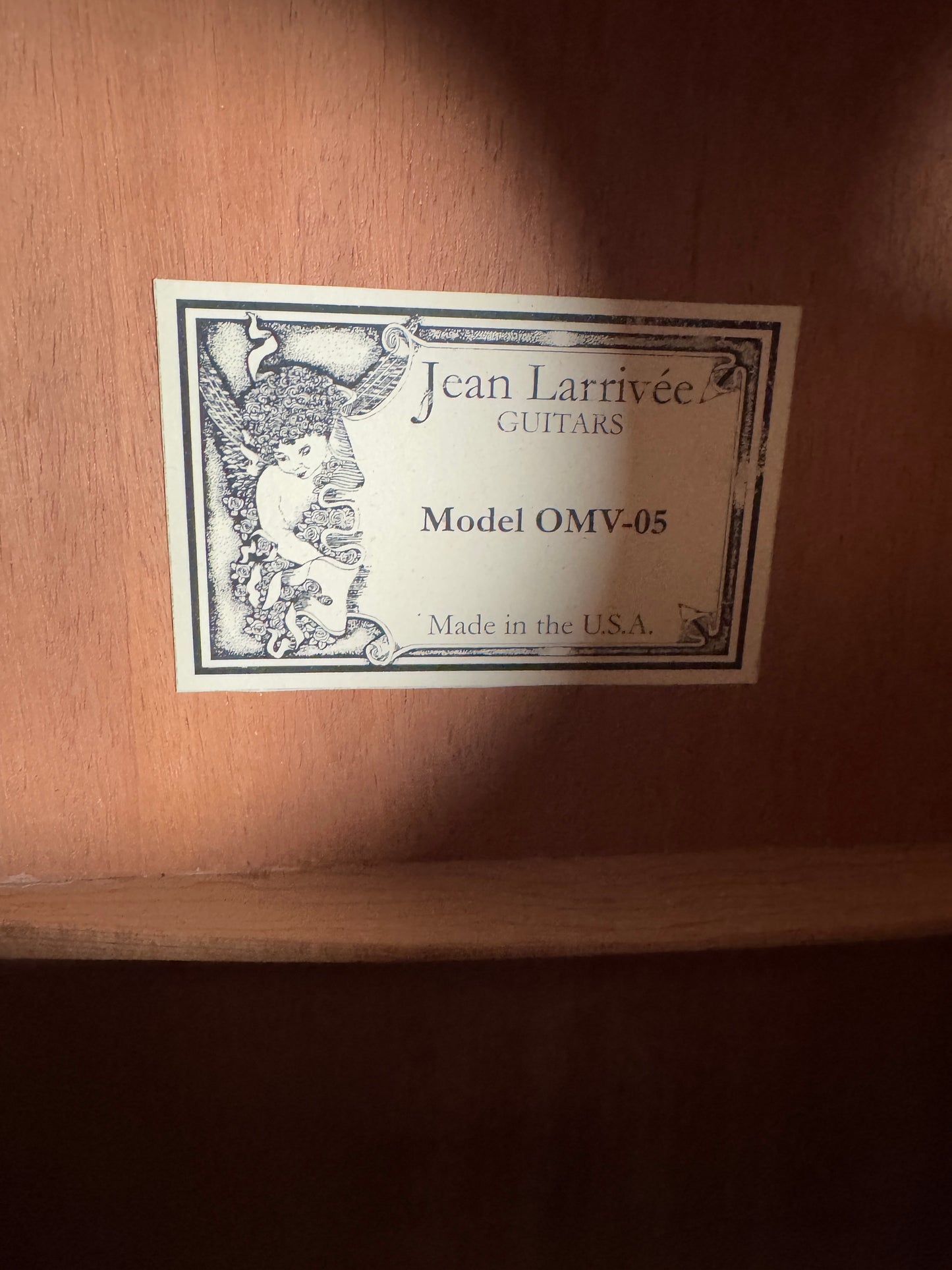 Larrivee OMV 05 (PRE-OWNED)
