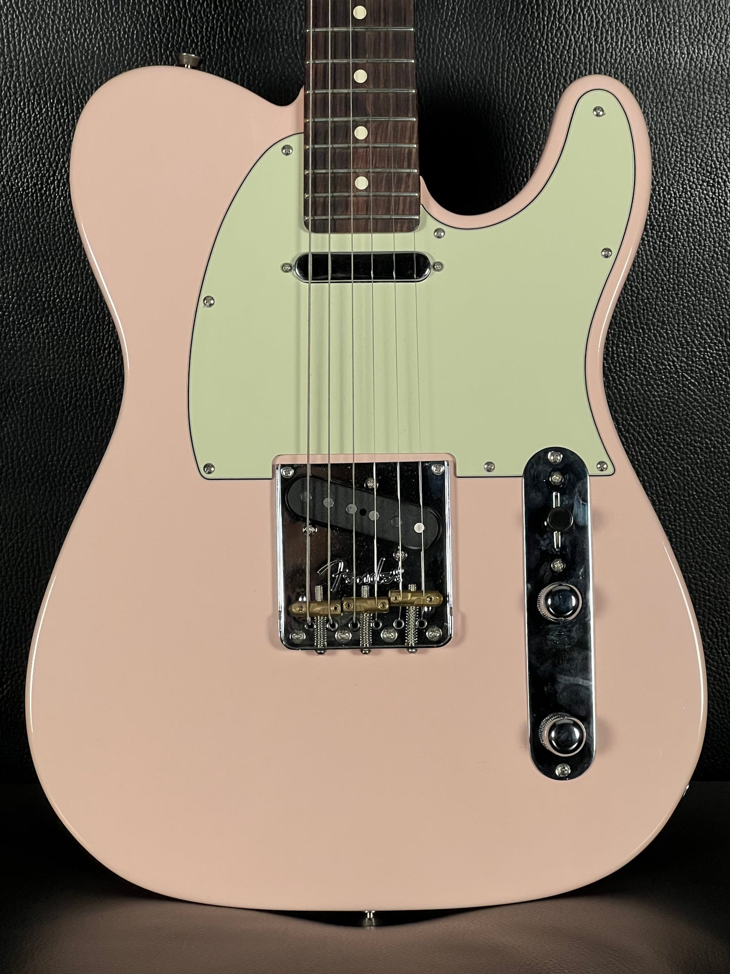 Fender American Professional II Telecaster Shell Pink Rosewood Fingerboard (PRE-OWNED)
