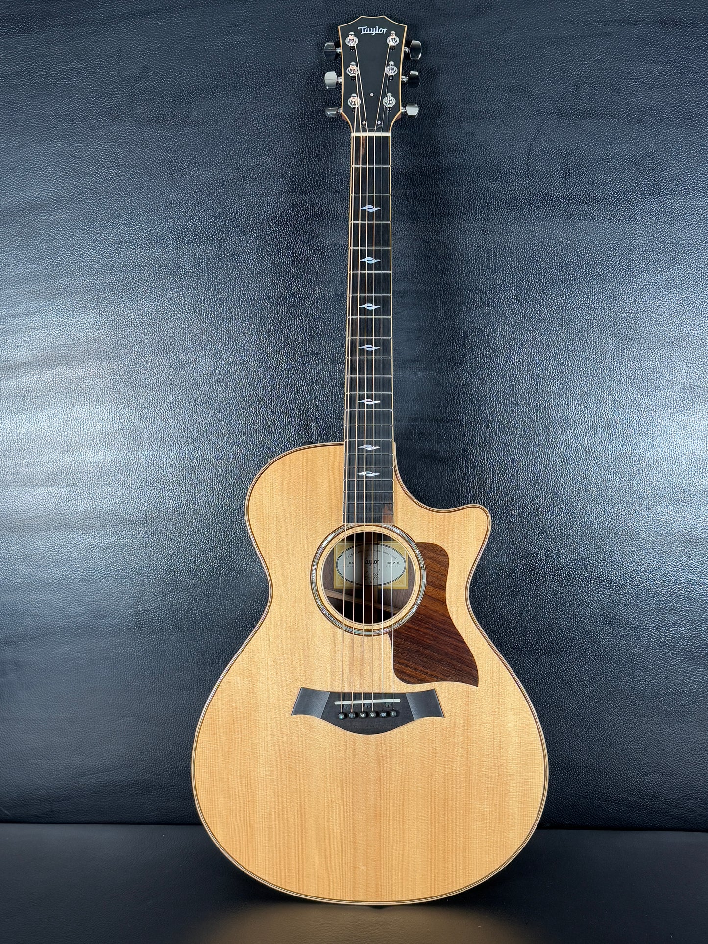 Taylor 812ce Brazilian Rosewood ( PRE-OWNED)