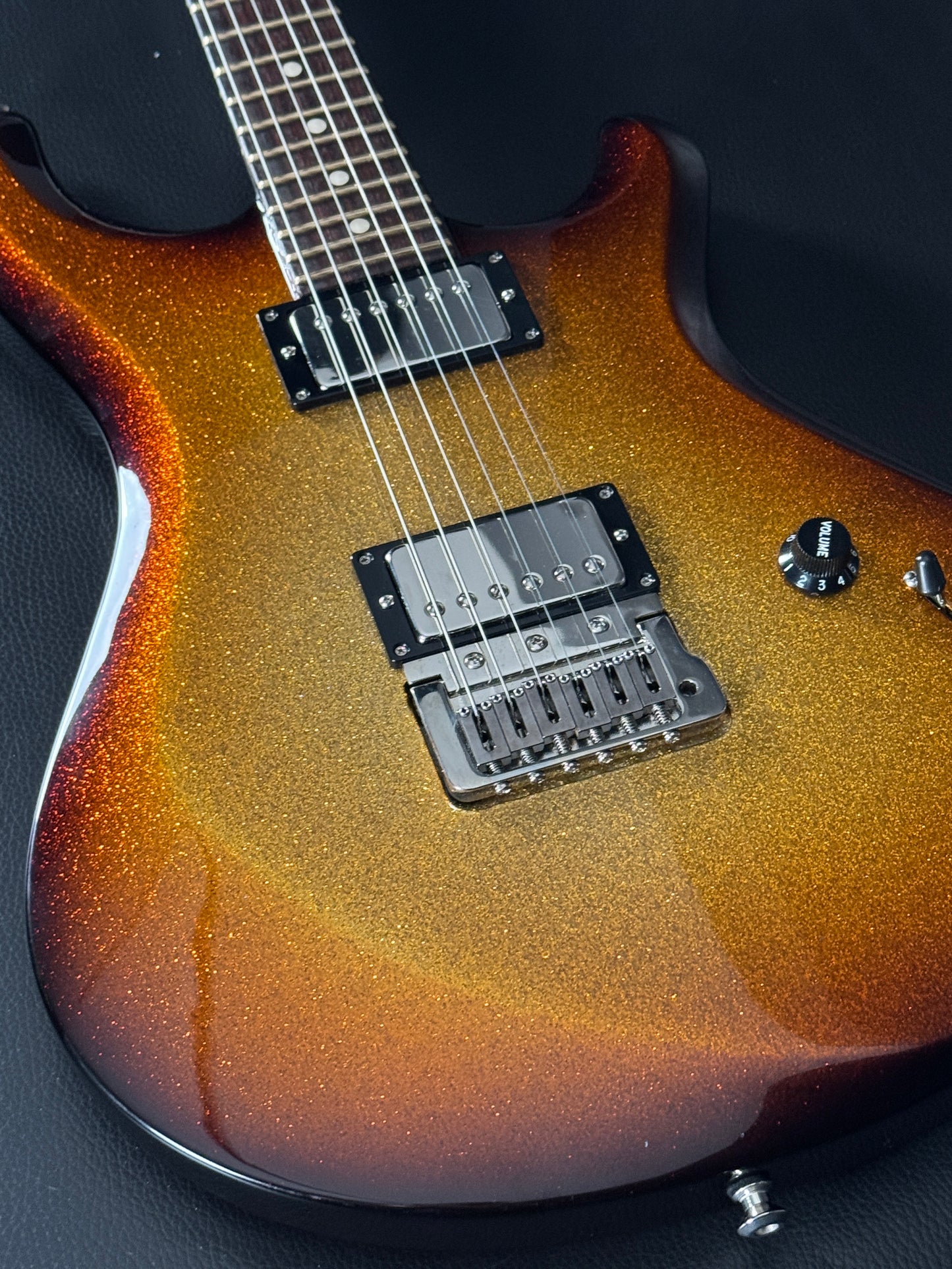 Knaggs Severn X Tri-Color Sparkle Burst finish( PRE-OWNED)