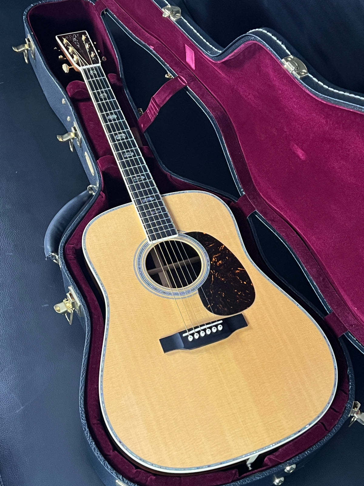 Martin D-41 Standard Series Dreadnought w/ K&K 2024 (PRE-OWNED) CONSIGNMENT
