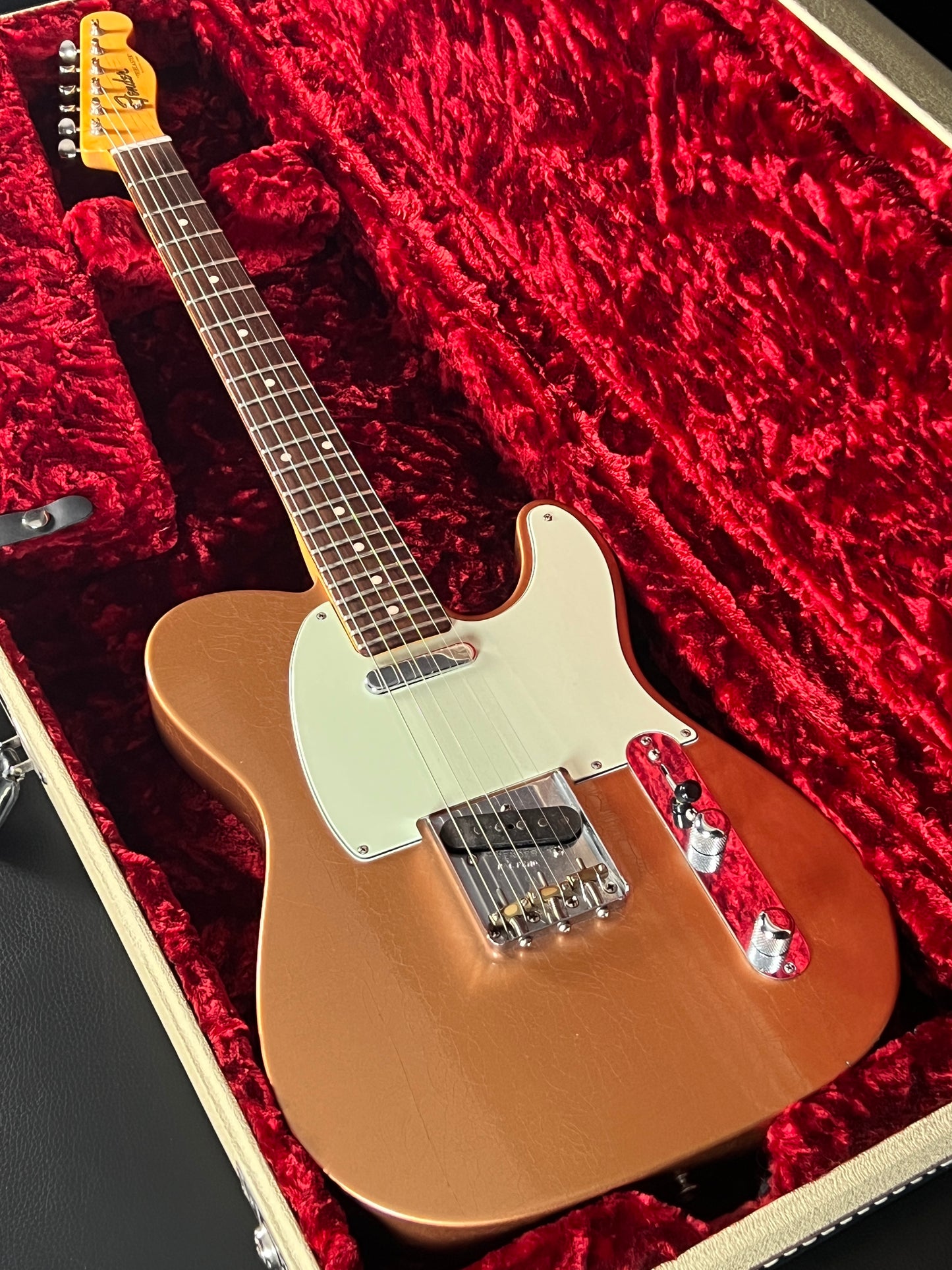 Fender Custom Shop 2011 Closet Classic Pine Telecaster (PRE-OWNED)