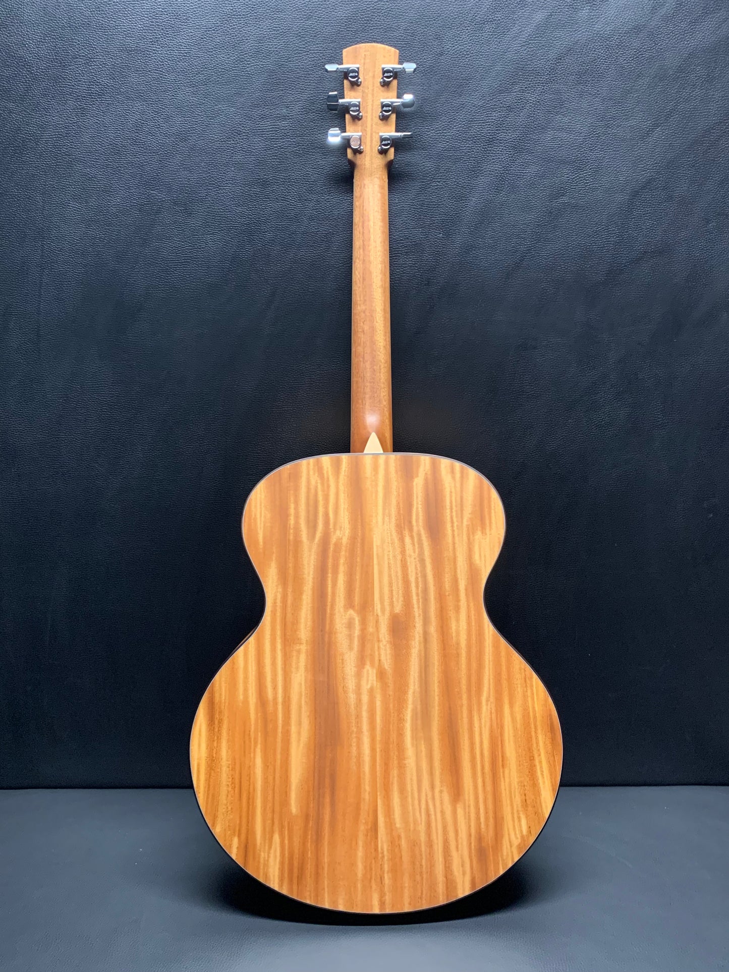 Larrivée J-03-MH #141458
