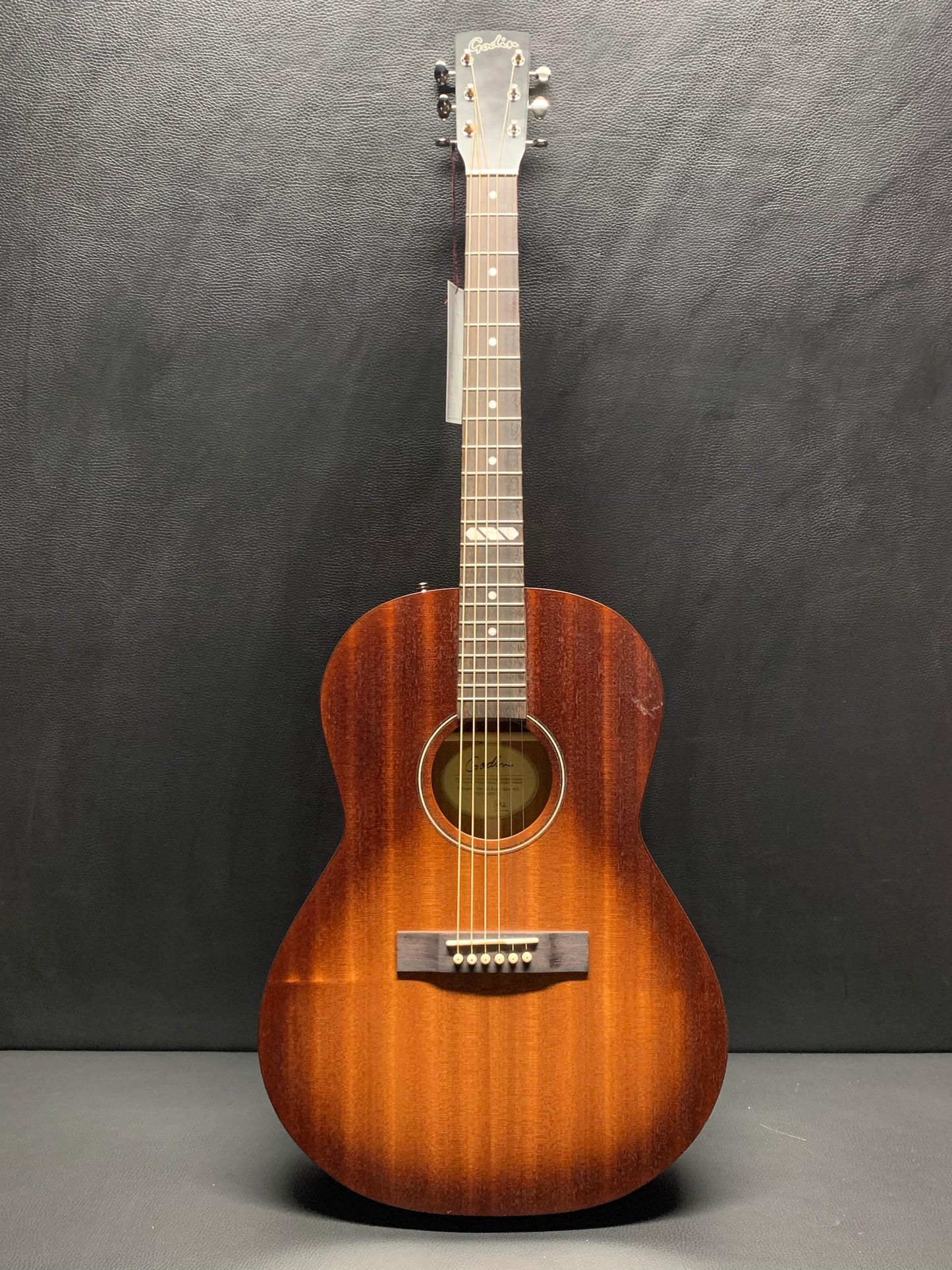 Mahogany Folk Lts Rustic Burst A/E (PRE-OWNED)