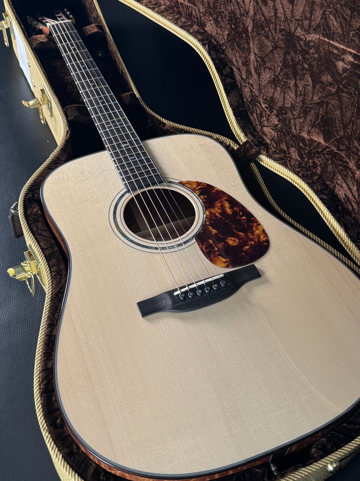 Boucher LE-SG-242-M Limited Edition 2025 w/ K&K (PRE-OWNED)