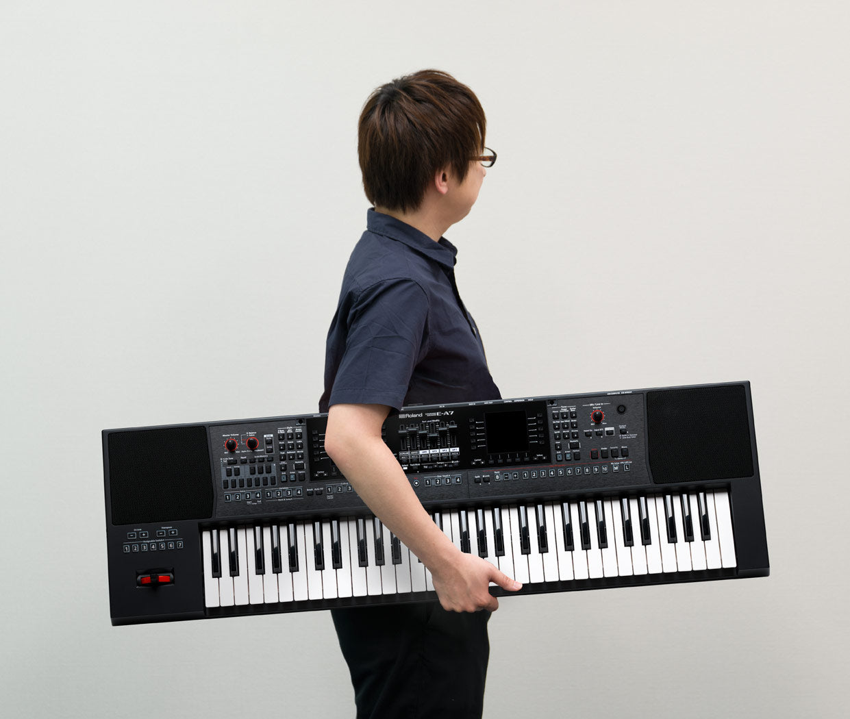 Roland 61 Key Expandable Arranger Keyboard Dual Screen
