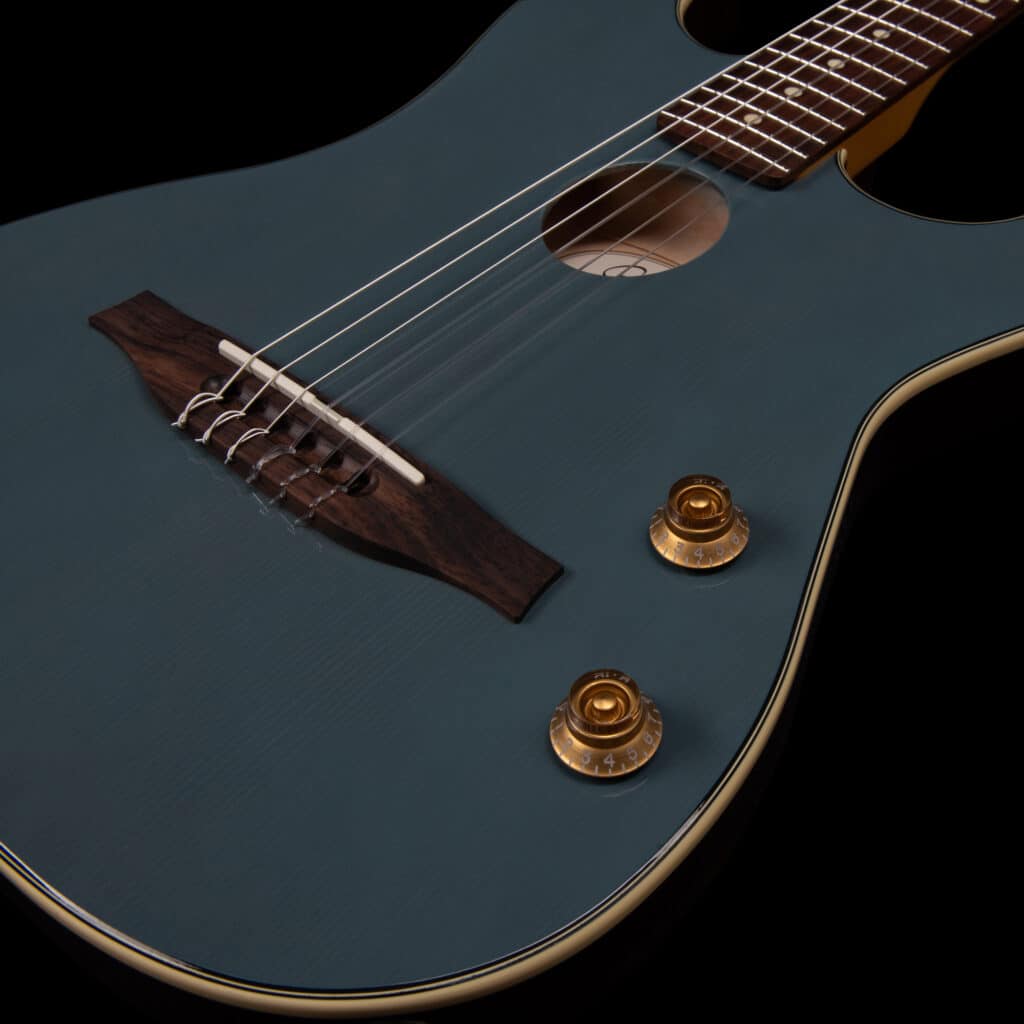 Godin G-Tour Nylon Limited Arctik Blue Acoustic Electric