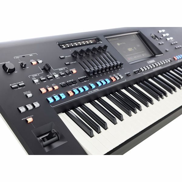 Yamaha genos digital store arranger workstation