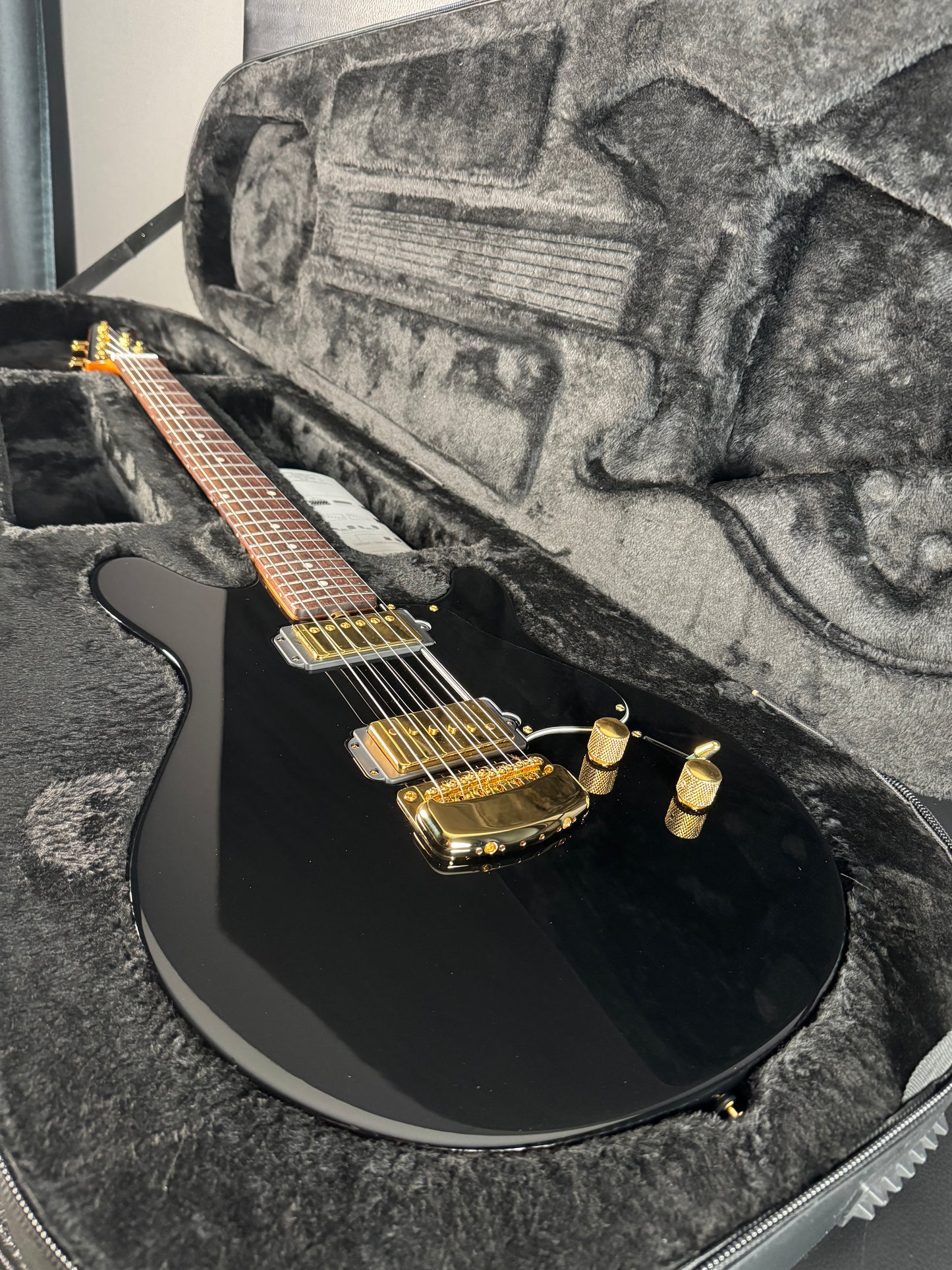 Music Man Valentine Black 6-String (PRE-OWNED)
