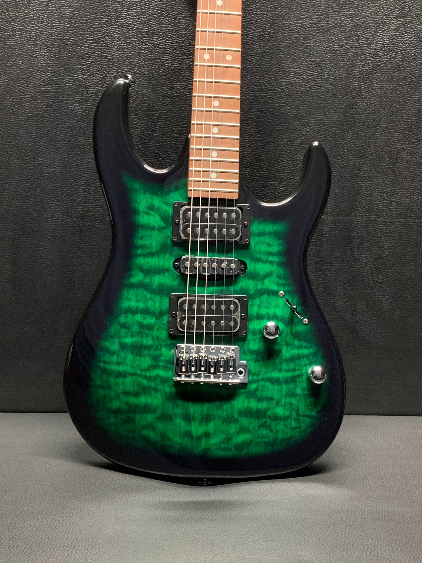 Ibanez GIO RX Series - Transparent Emerald Burst #300554 – Guitar HAUS Ibanez GIO RX Series - Transparent Emerald Burst #300554 – Guitar HAUS