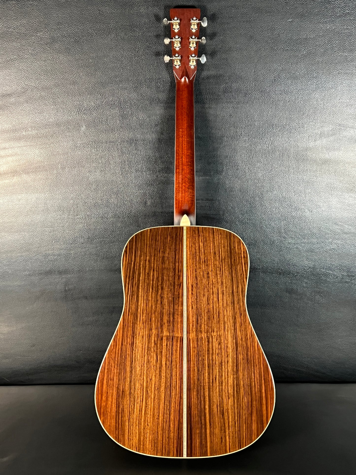 Martin Custom Shop Dreadnought (PRE-OWNED)