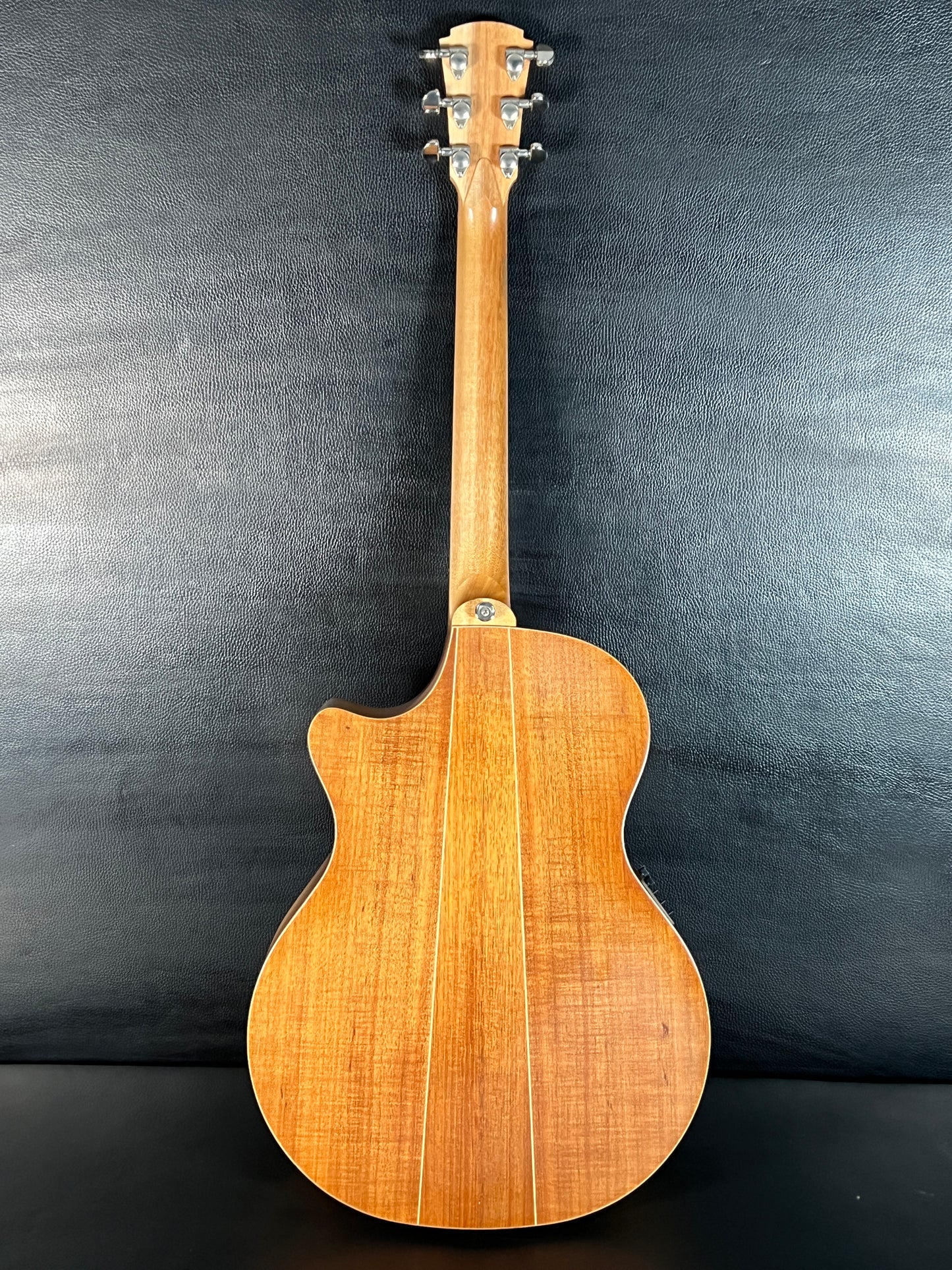 Cole Clark AN2EC CB (PRE-OWNED)