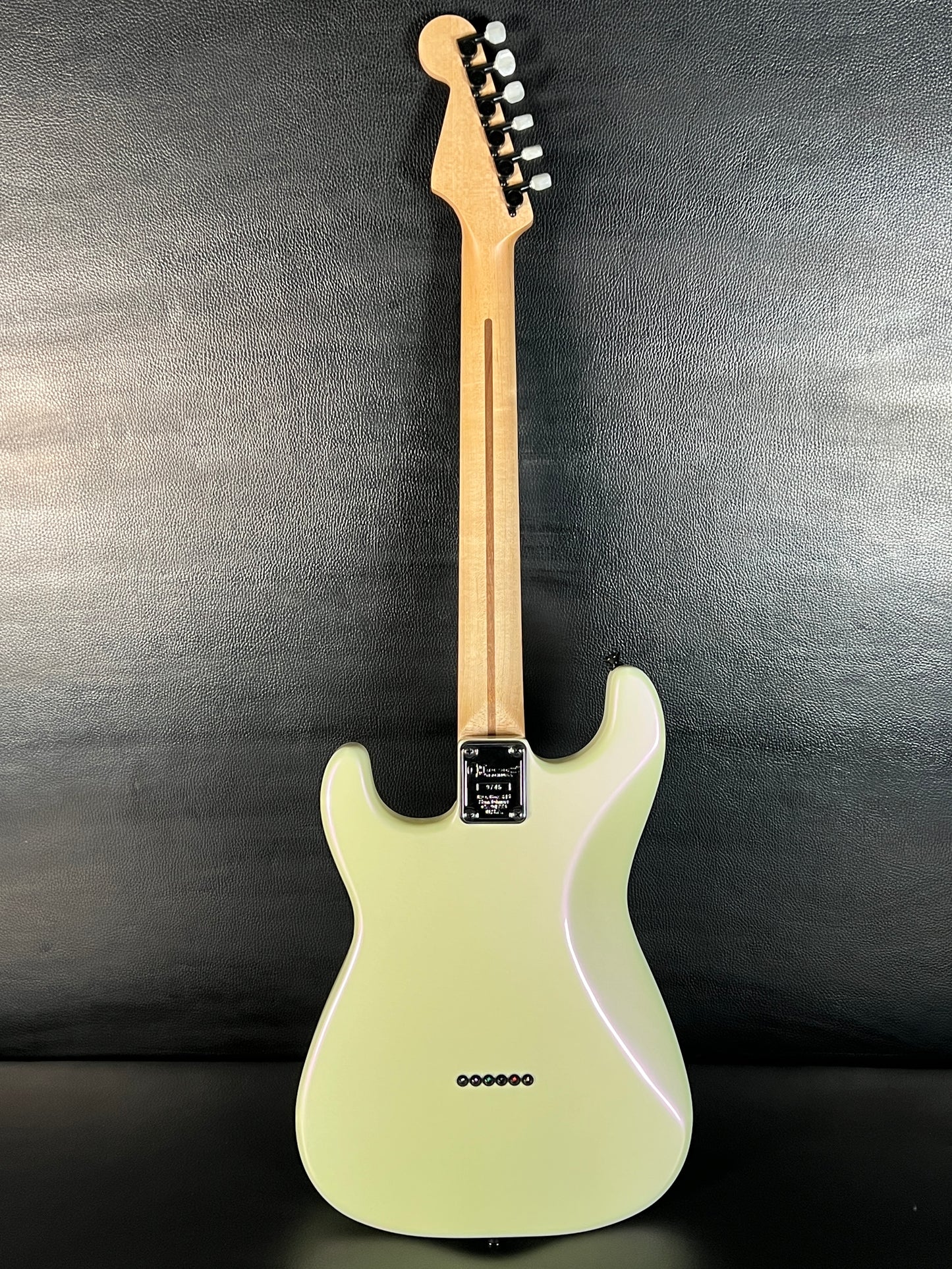 Charvel Custom Shop Jake E. Lee USA Signature Pearl White (PRE-OWNED)