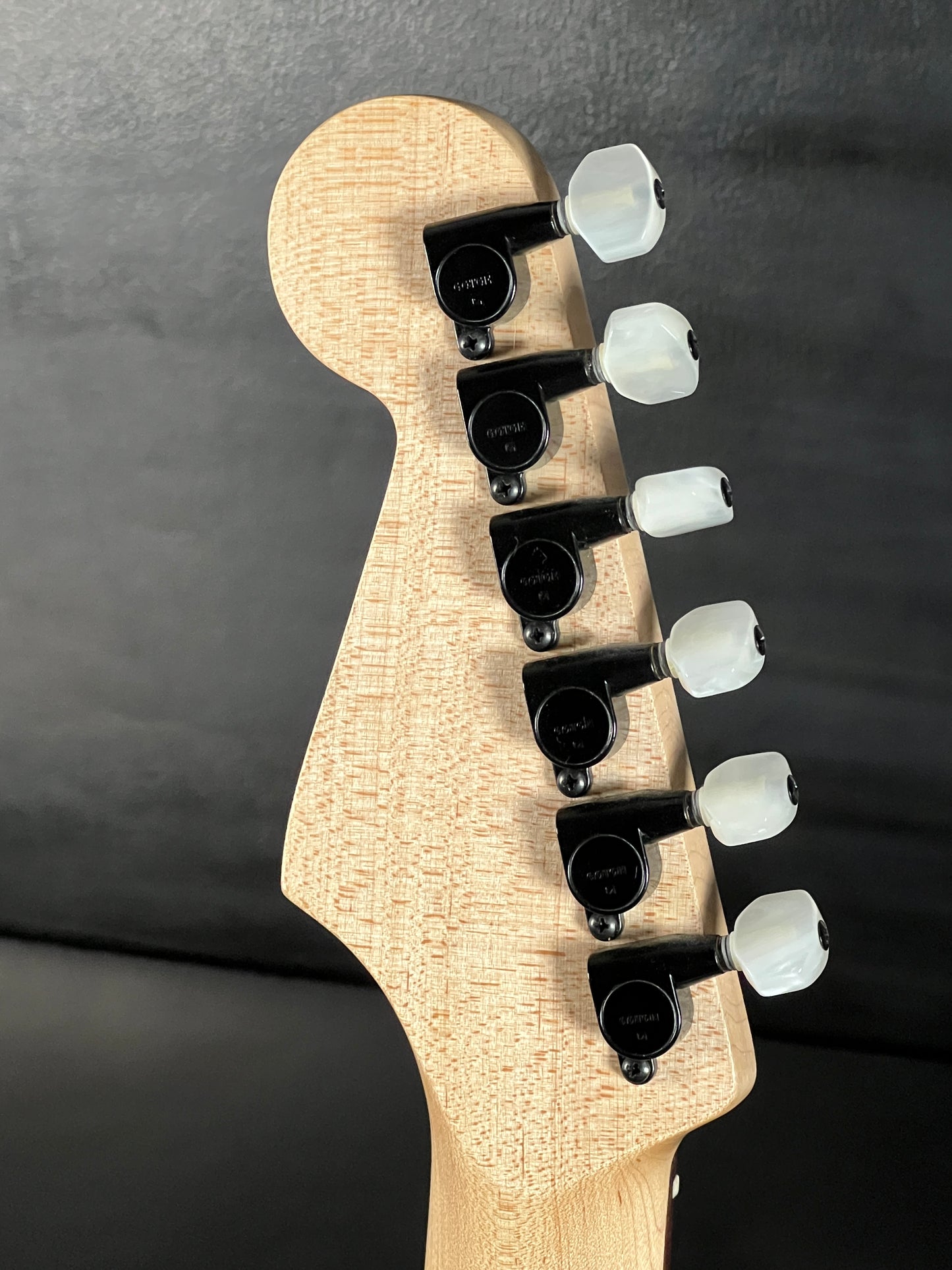 Charvel Custom Shop Jake E. Lee USA Signature Pearl White (PRE-OWNED)