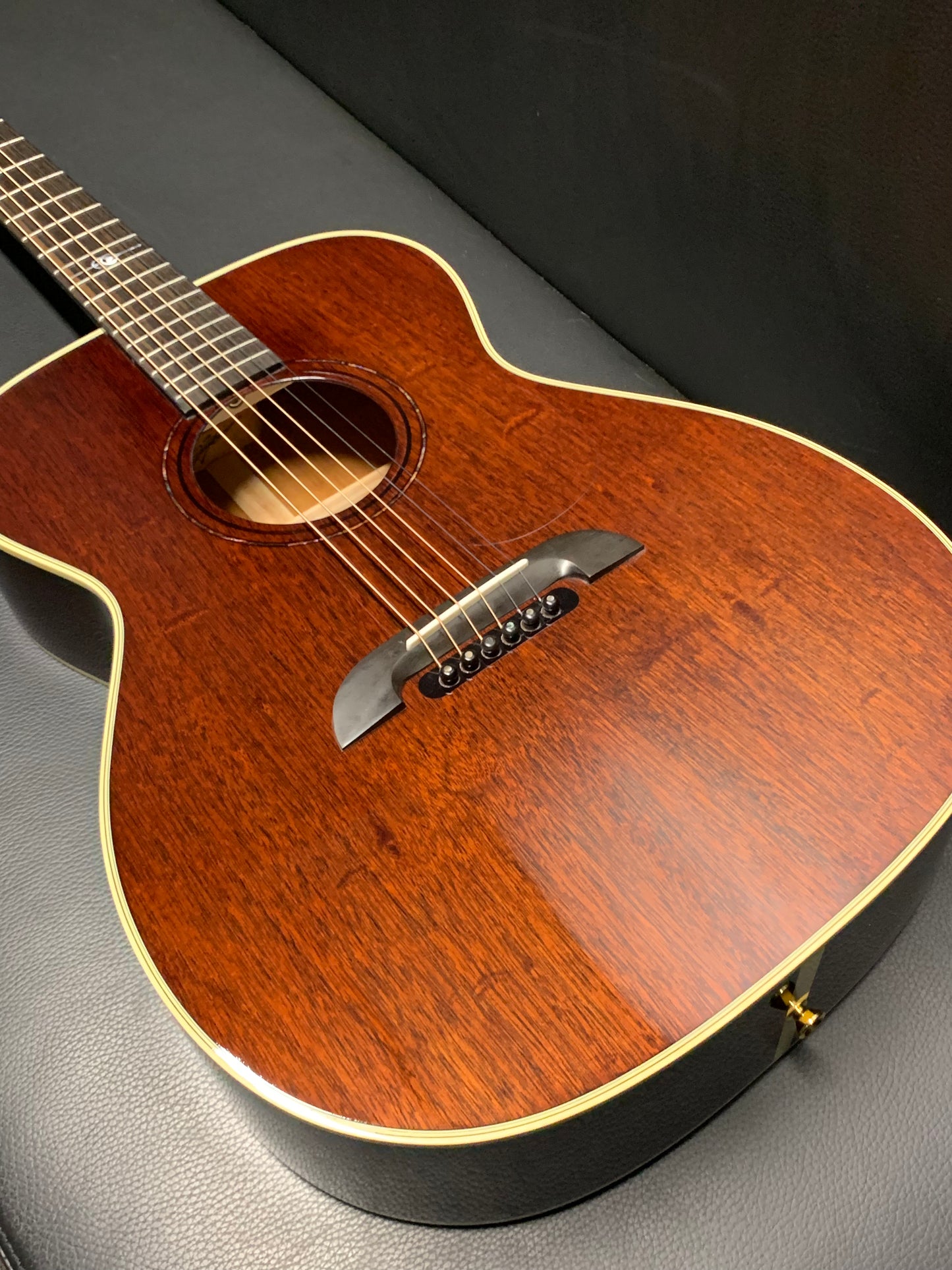 Alvarez FYM66HD Yairi Series #75552 (ON HOLD)