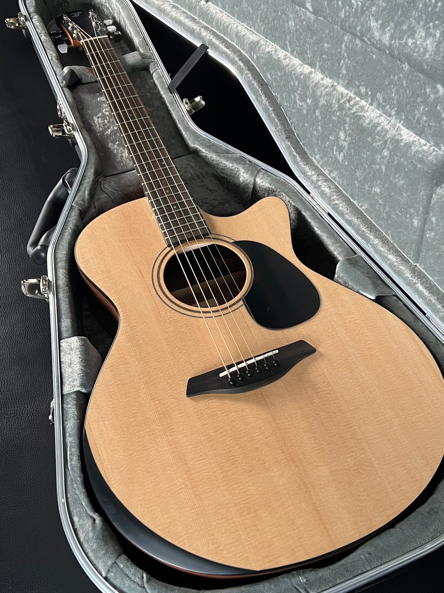 Furch Blue Deluxe Gc-SW w/ Hard Case (PRE-OWNED)