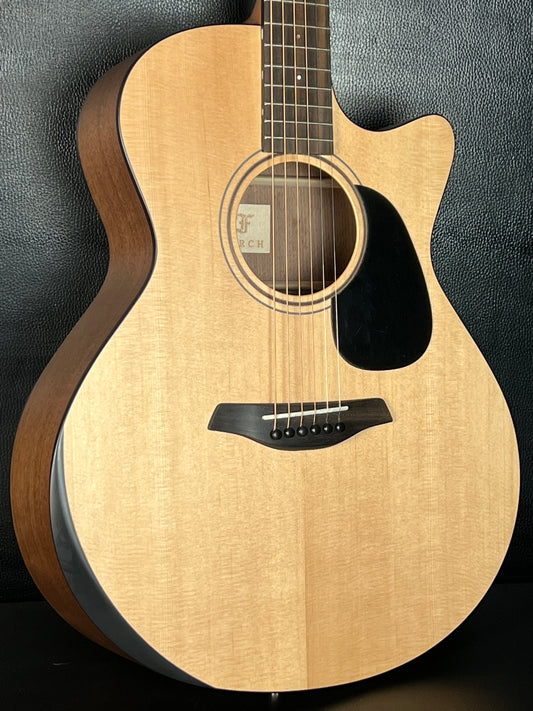 Furch Blue Deluxe Gc-SW w/ Hard Case (PRE-OWNED)