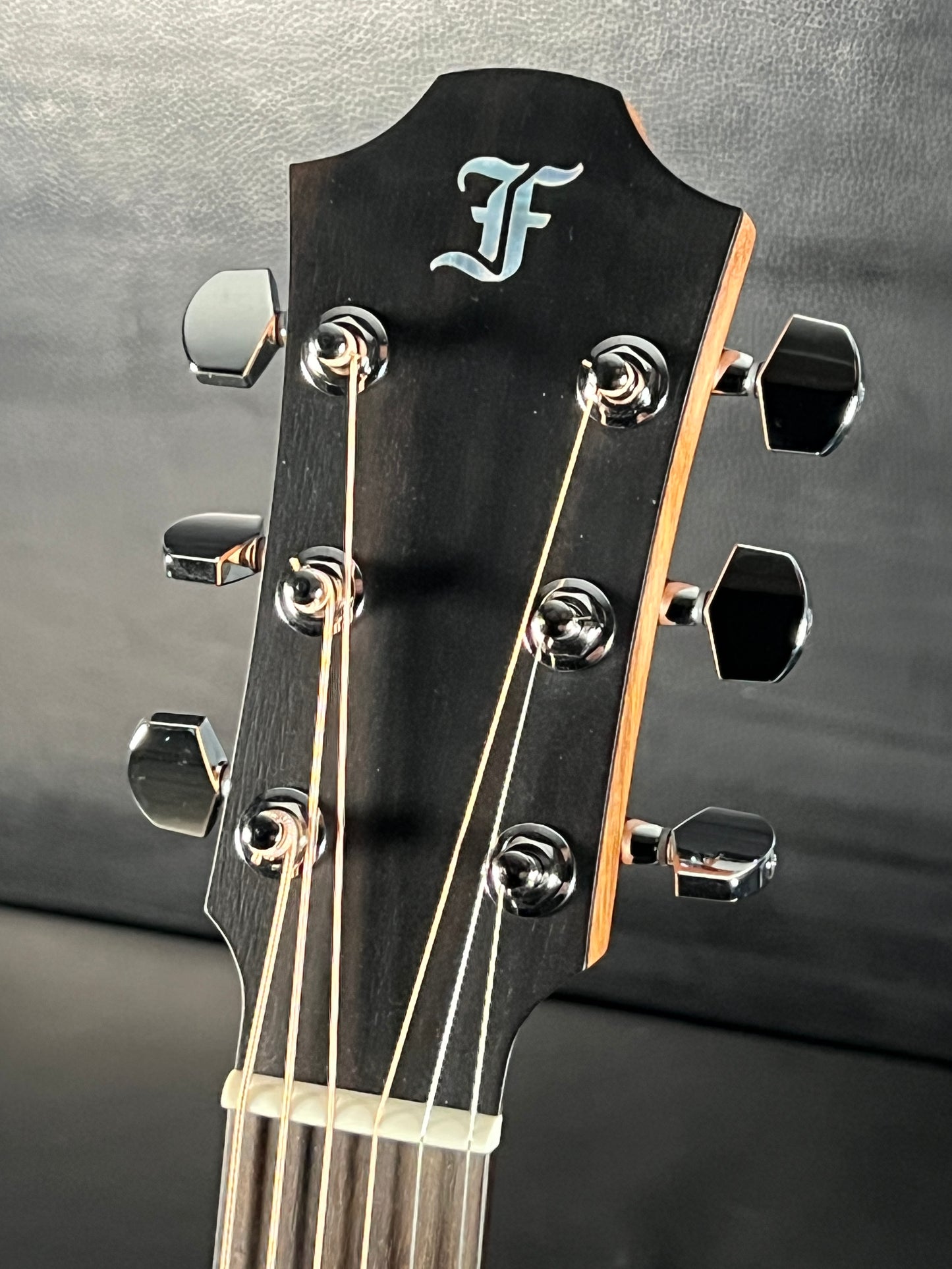 Furch Blue Deluxe Gc-SW w/ Hard Case (PRE-OWNED)