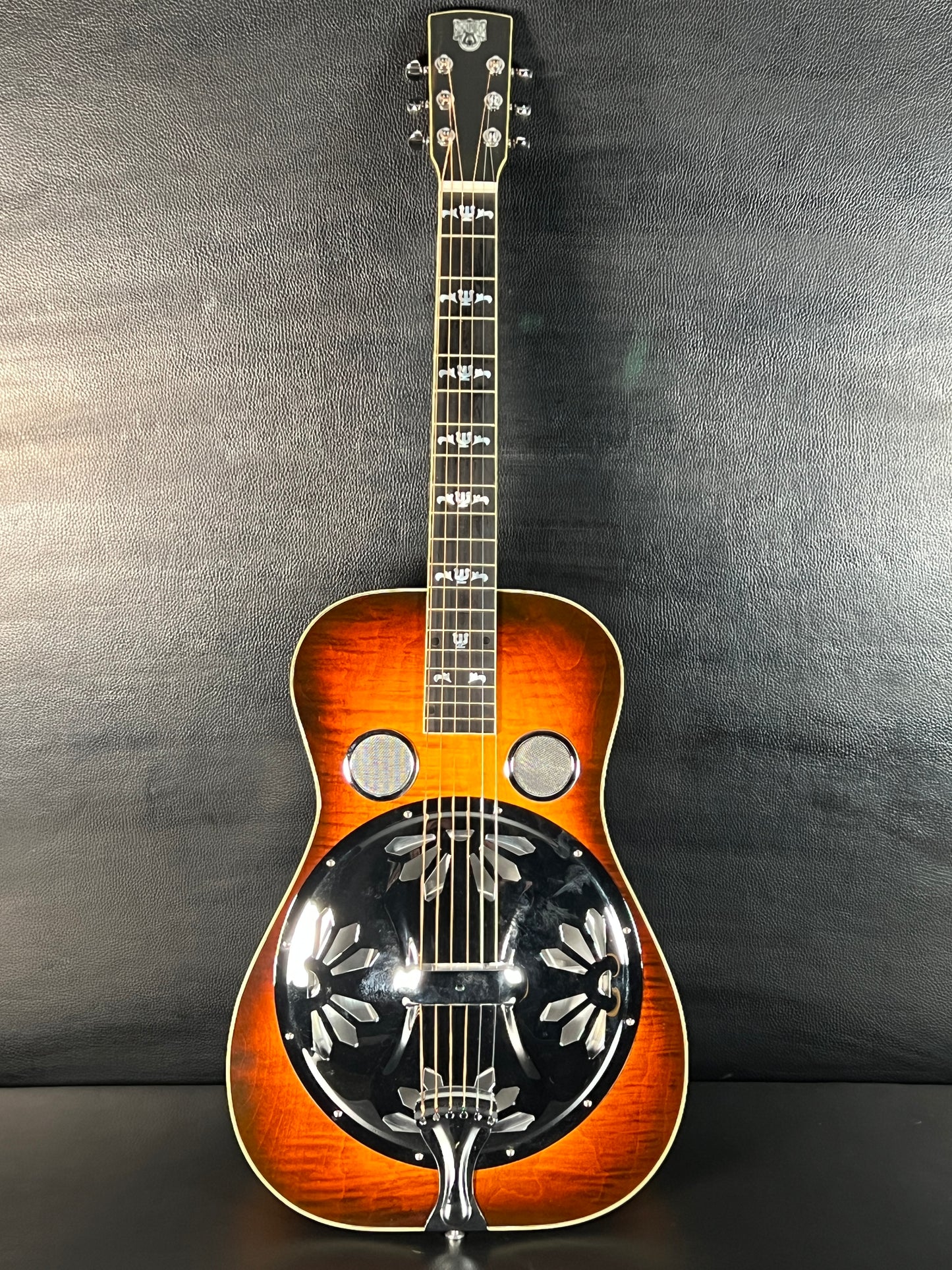 Dobro Model 27 Deluxe Sunburst 1998 (PRE-OWNED)