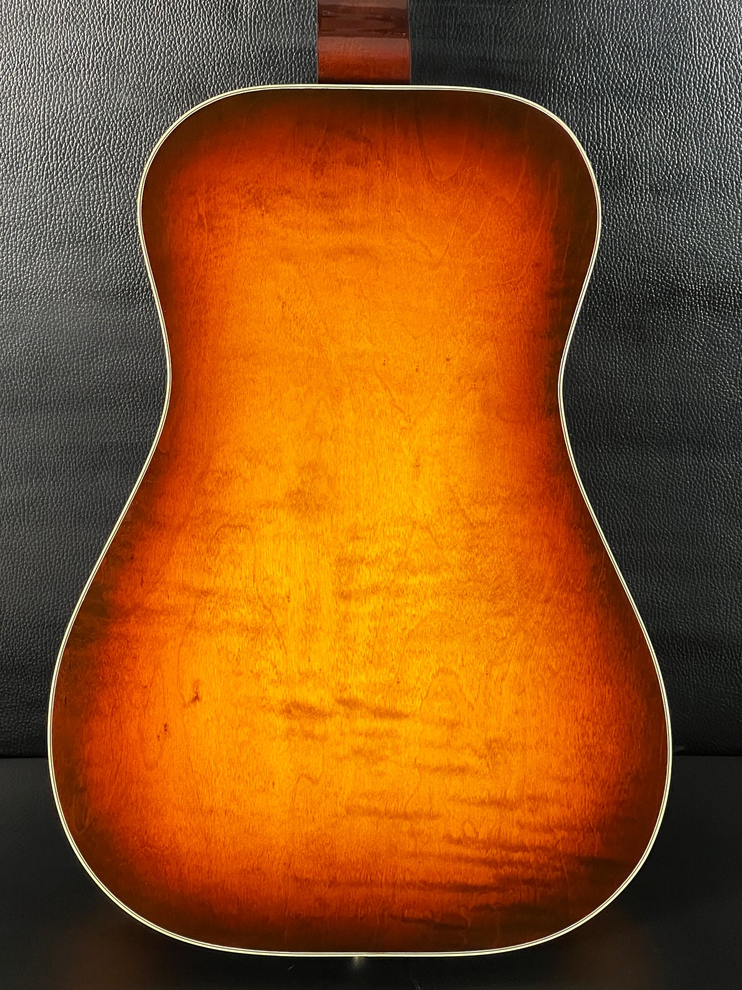 Dobro Model 27 Deluxe Sunburst 1998 (PRE-OWNED)