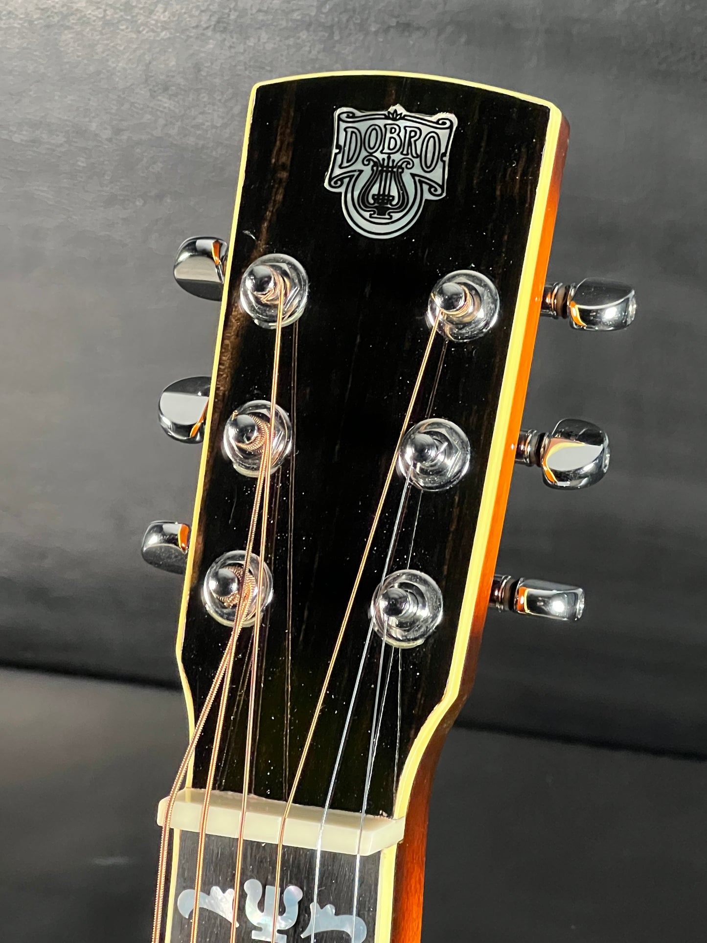 Dobro Model 27 Deluxe Sunburst 1998 (PRE-OWNED)