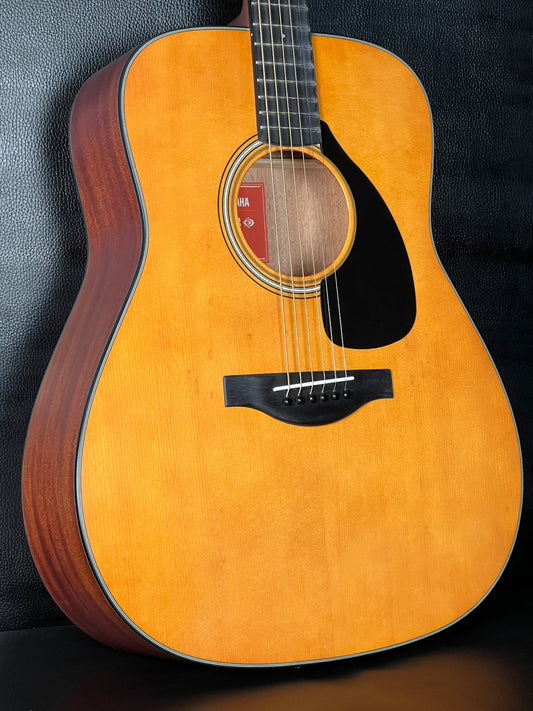 Yamaha FG3 Red Label w/ Gig Bag #ILX221086