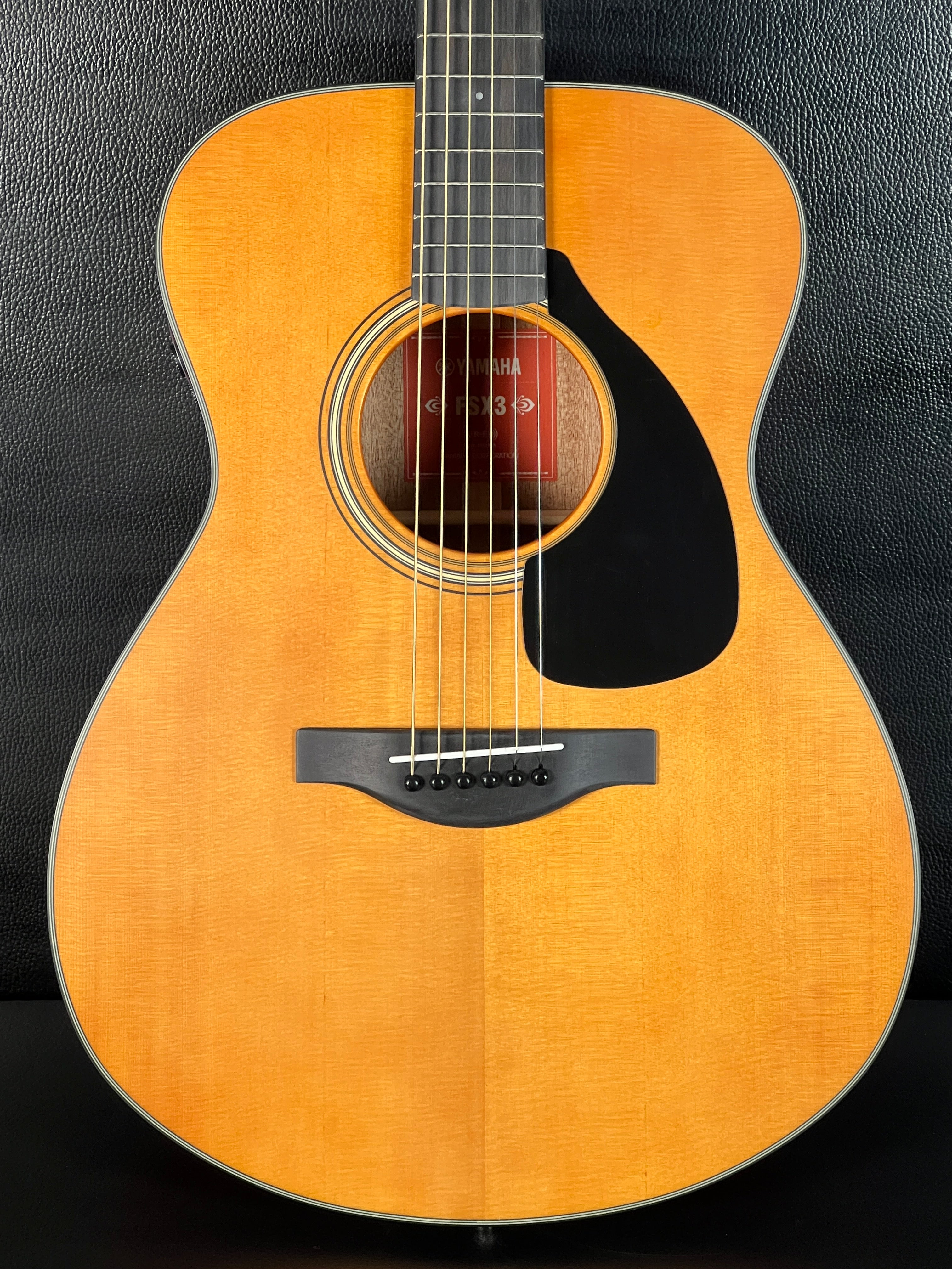 Yamaha FSX3 Red Label w/Gig Bag #ILL081808 – Guitar HAUS