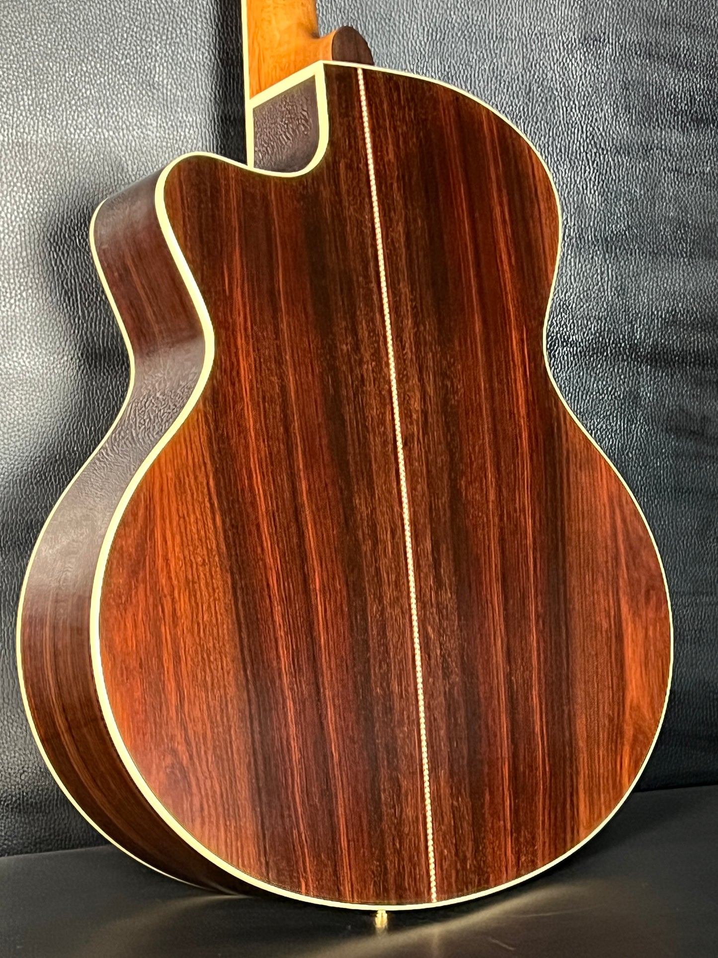 Godin Connaisseur Natural