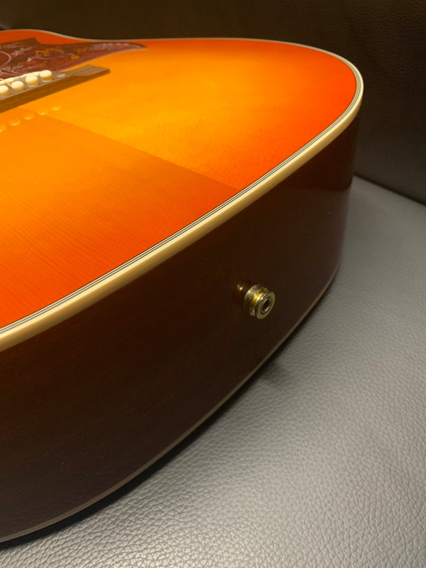 Epiphone Inspired by Gibson Hummingbird (PRE-OWNED)