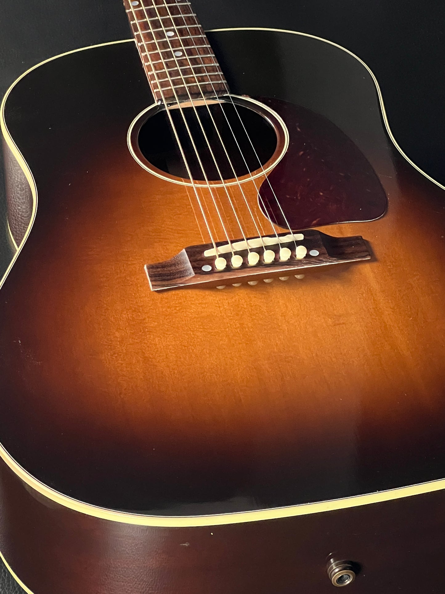 Gibson J-45 Standard (PRE-OWNED)