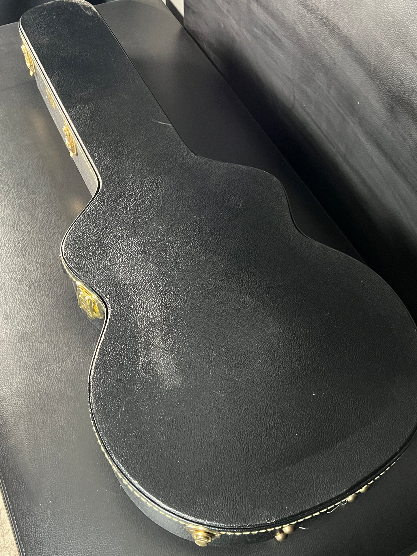 Guild F-50 (PRE-OWNED)