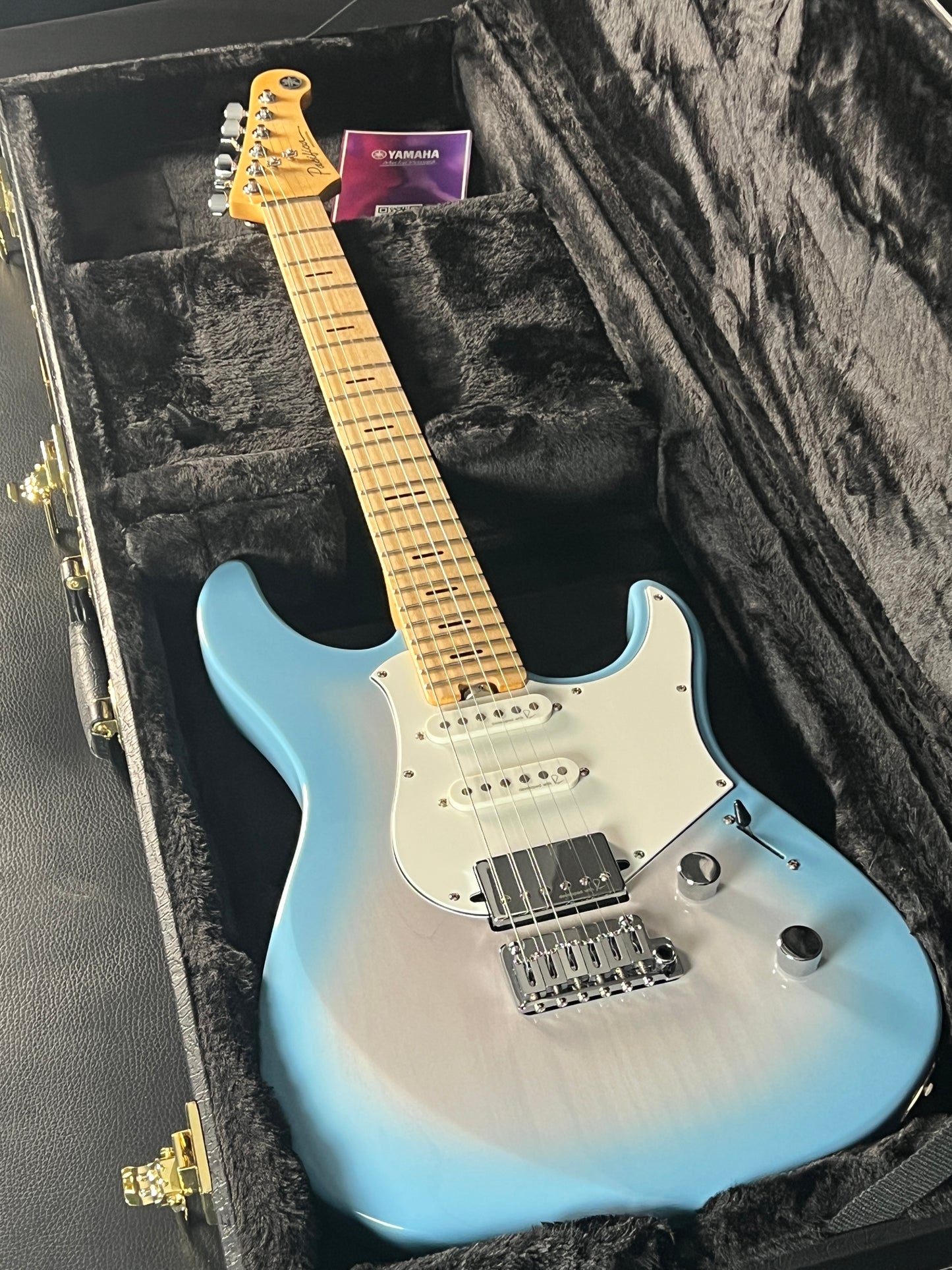 Yamaha Pacifica Professional PACP12M Beach Blue Burst