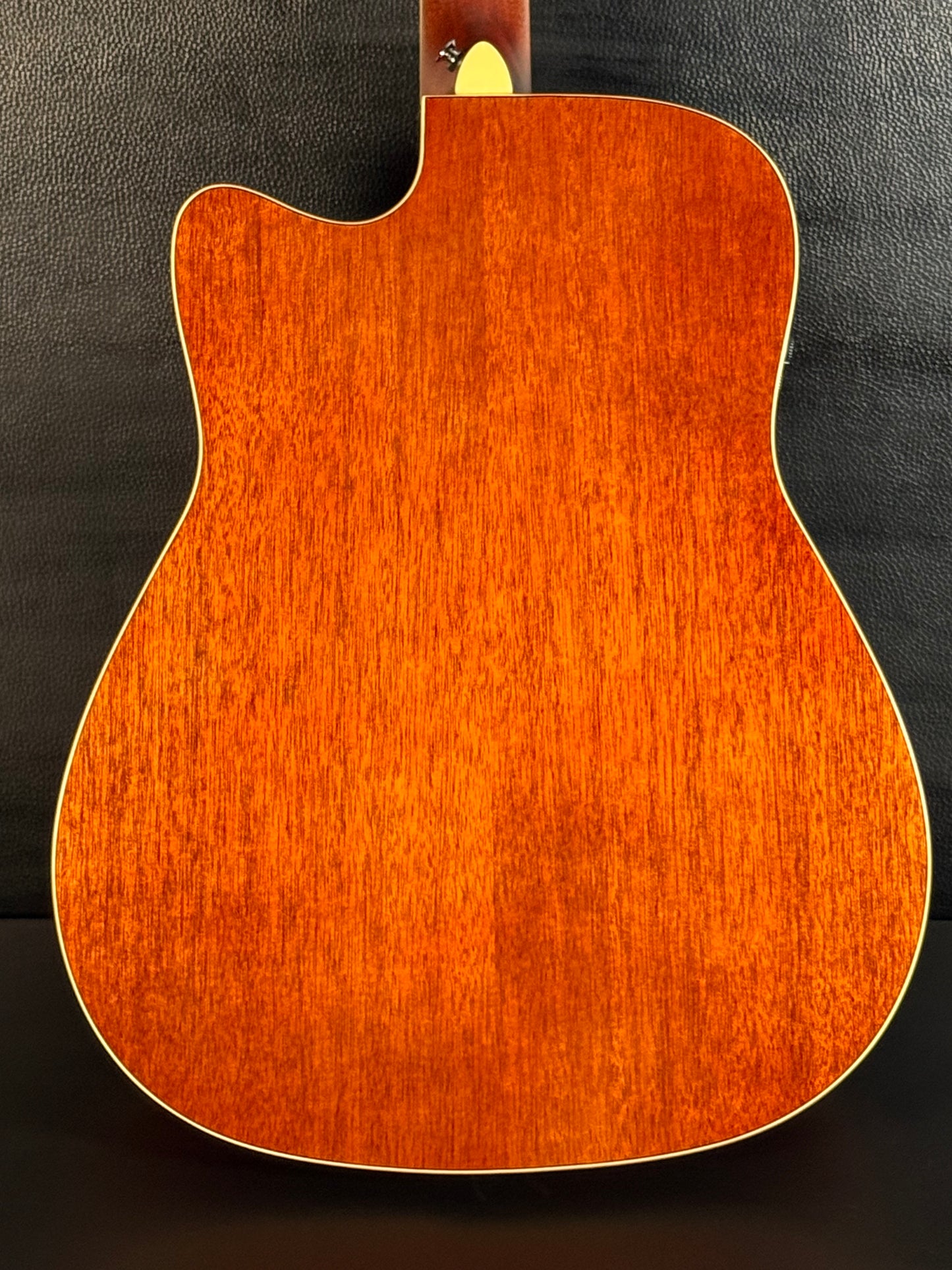 Yamaha FG TransAcoustic Cutaway Brown Sunburst