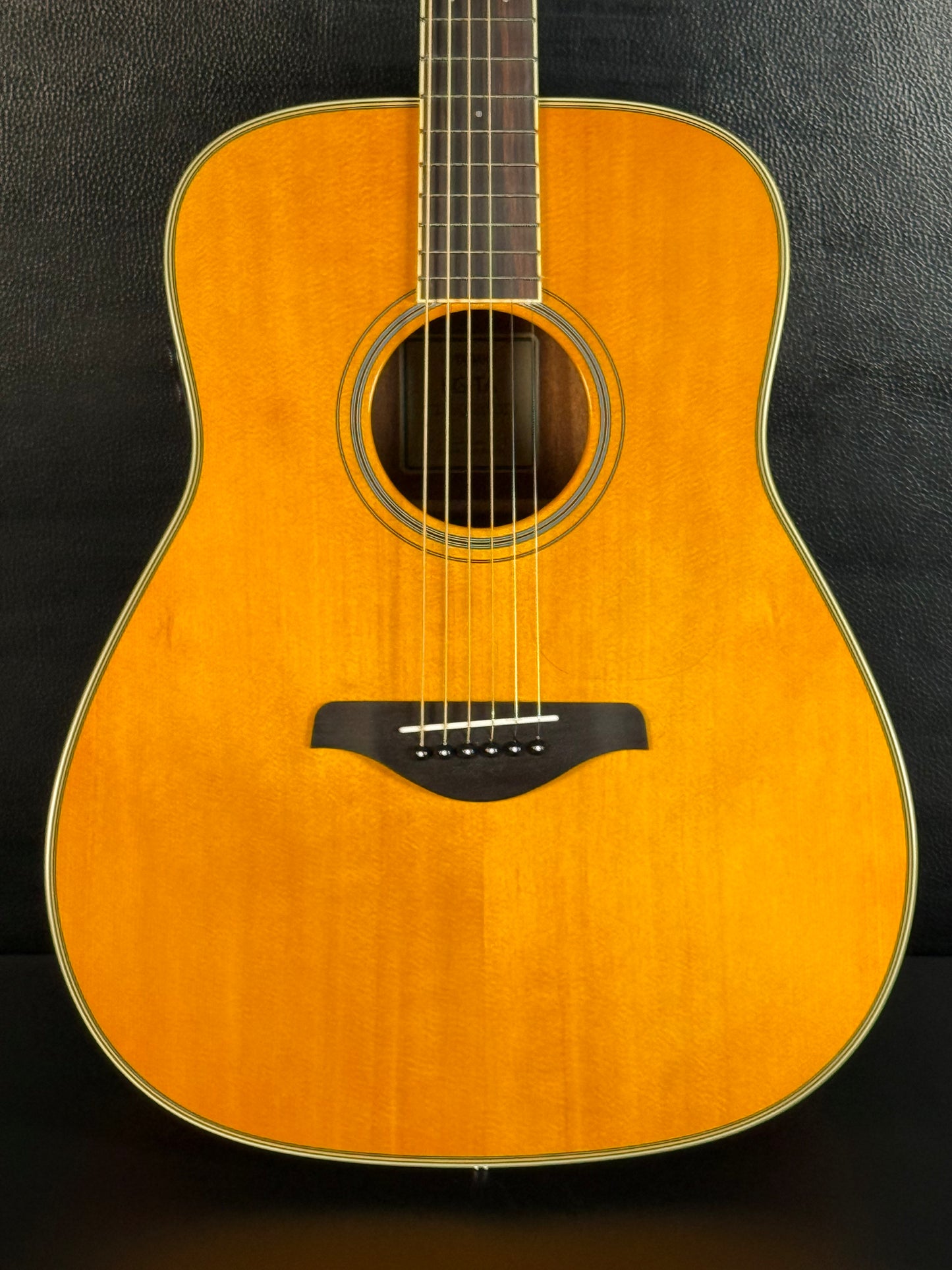 Yamaha FG TransAcoustic Vintage Tint