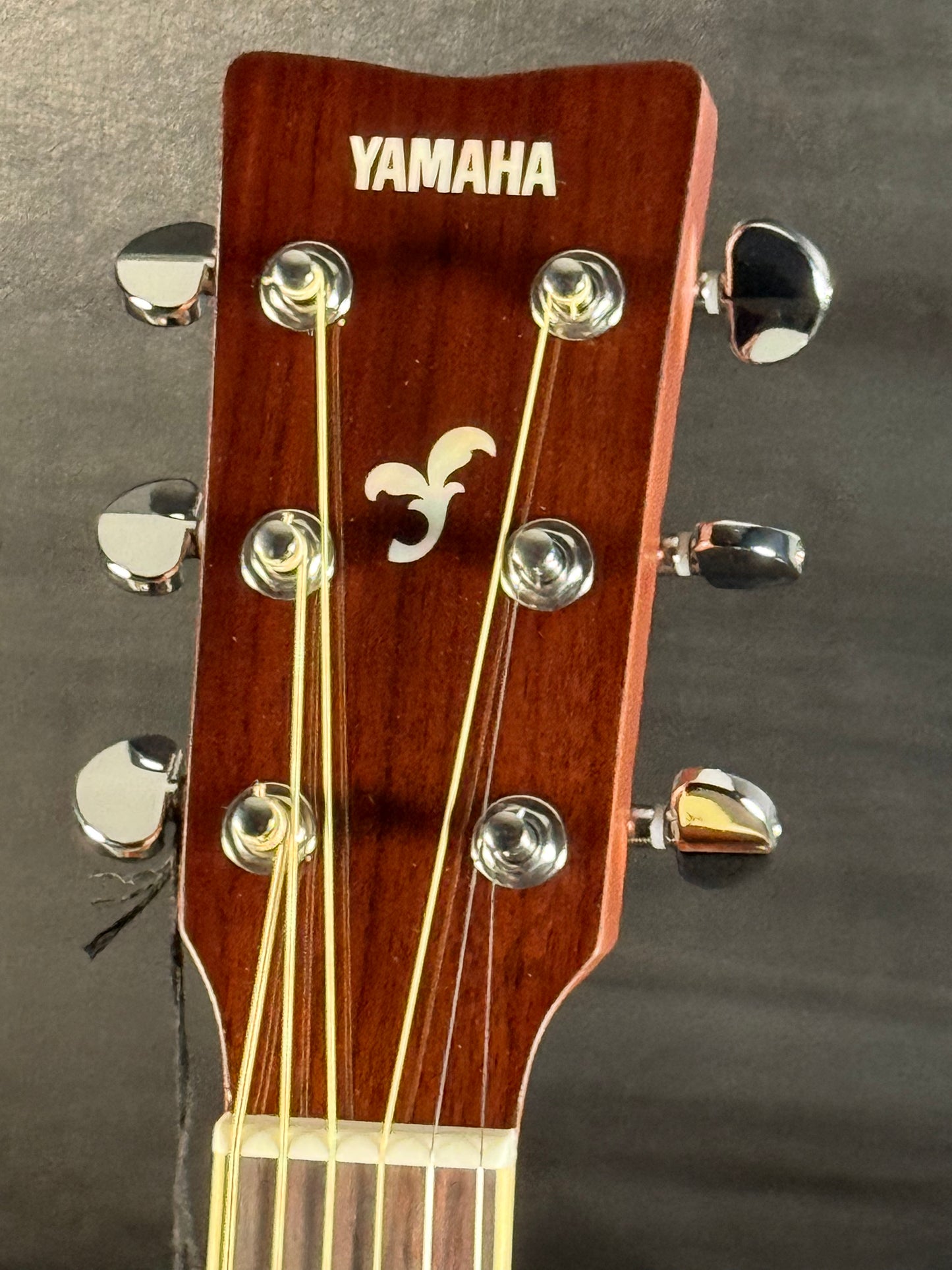 Yamaha FG TransAcoustic Vintage Tint