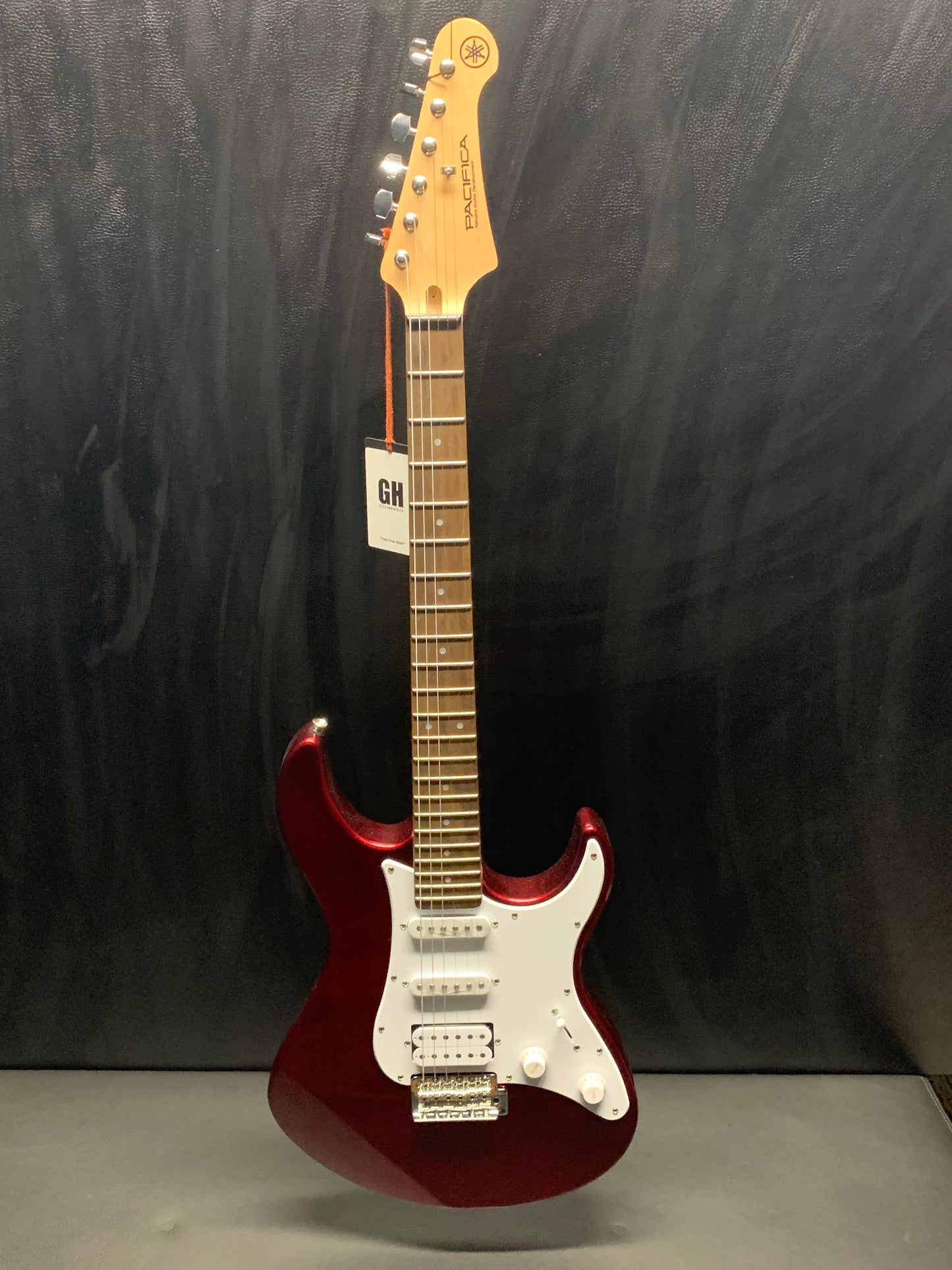 Yamaha Pacifica PAC012RM Red Metallic Electric Guitar