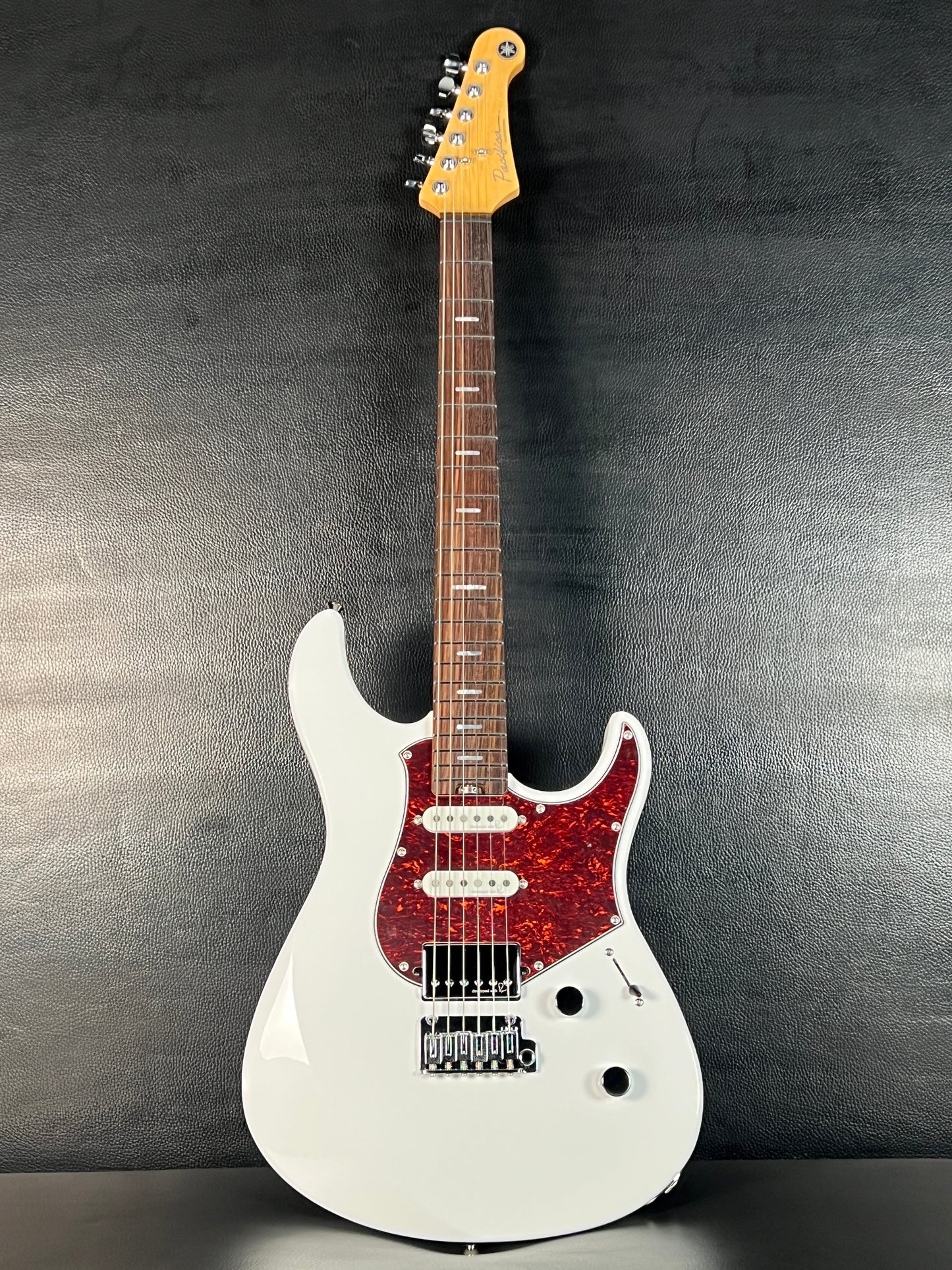 Yamaha Pacifica Professional PACP12 Shell White