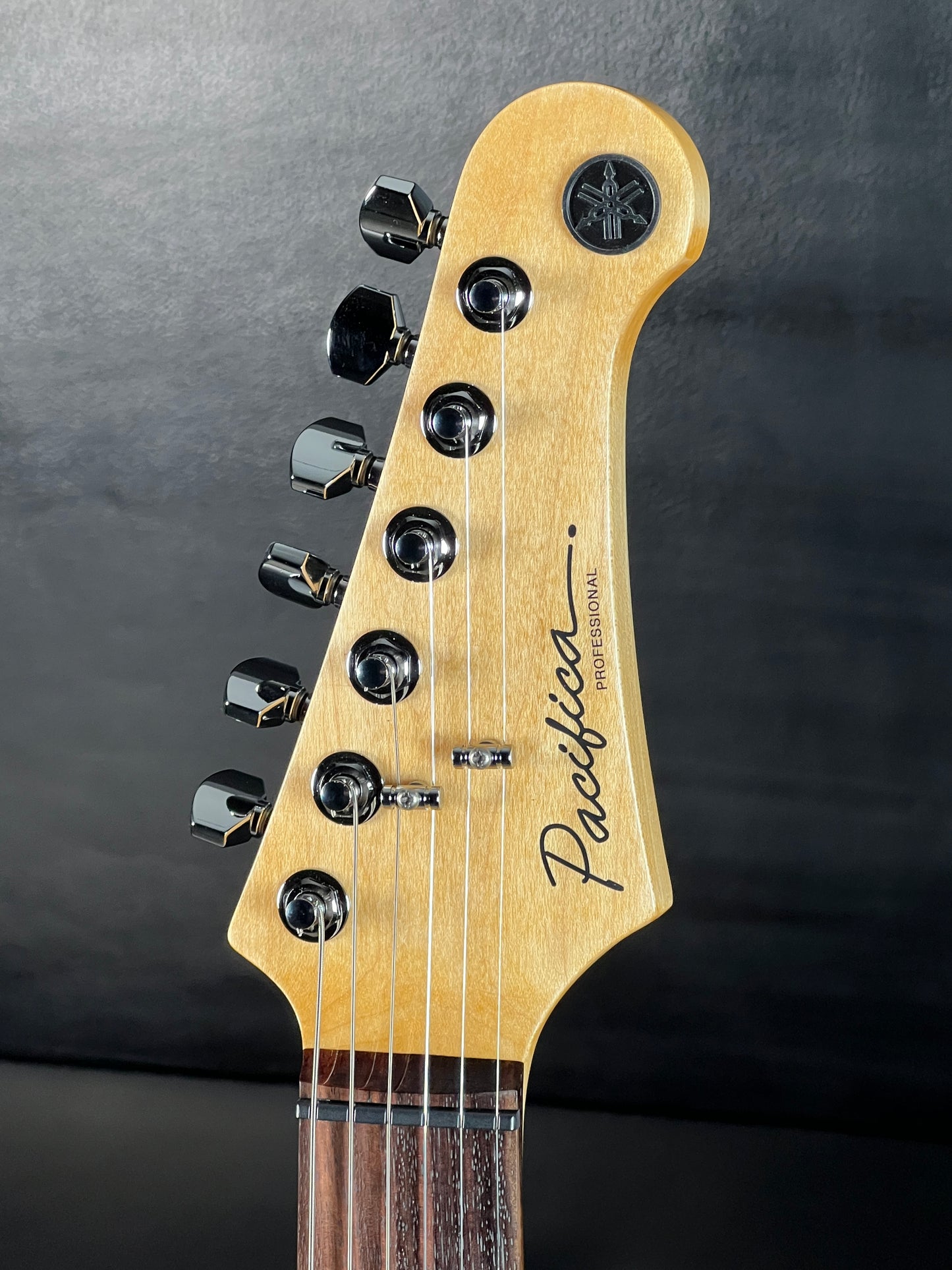 Yamaha Pacifica Professional PACP12 Shell White