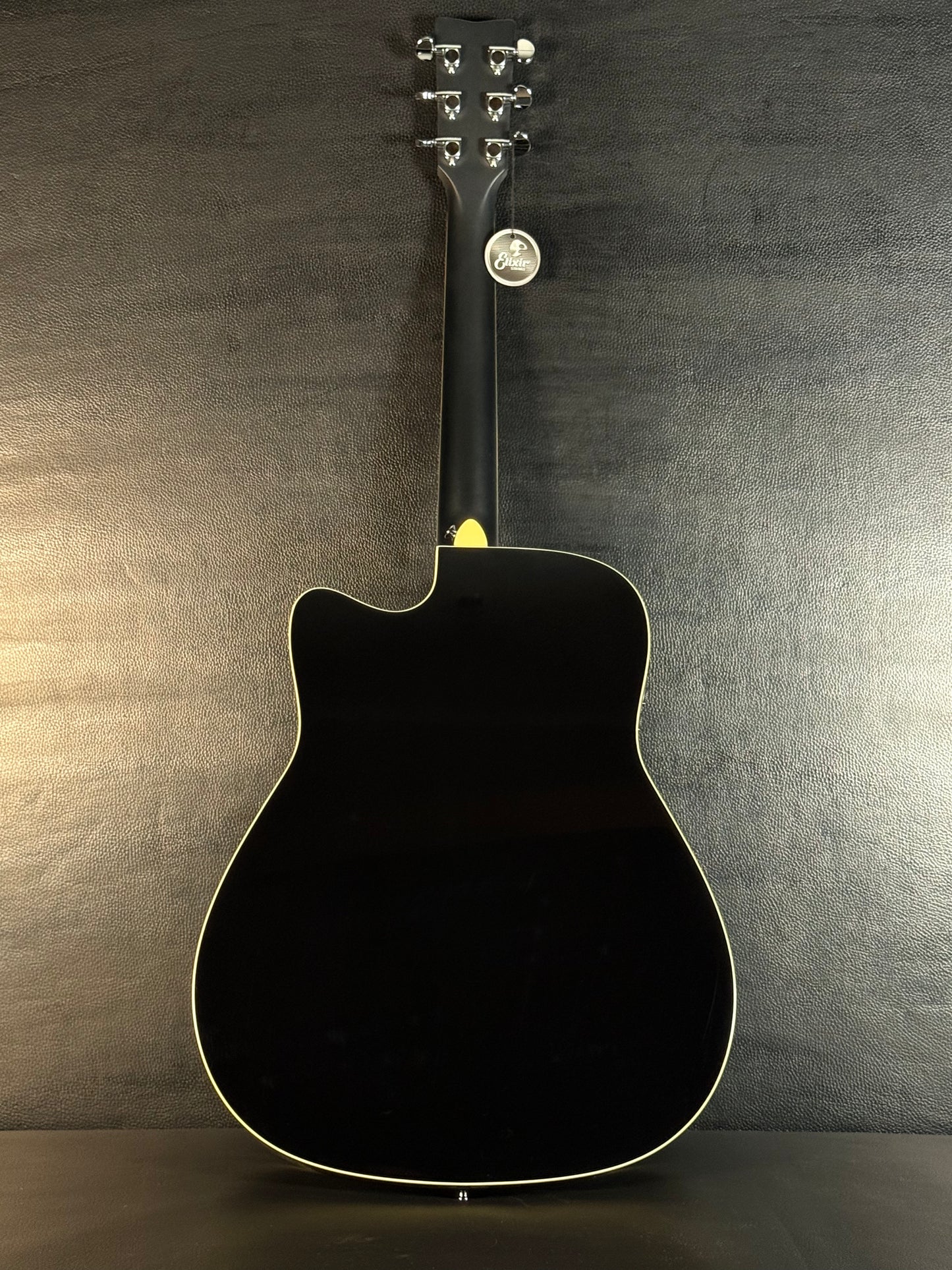 Yamaha FG TransAcoustic Cutaway Black
