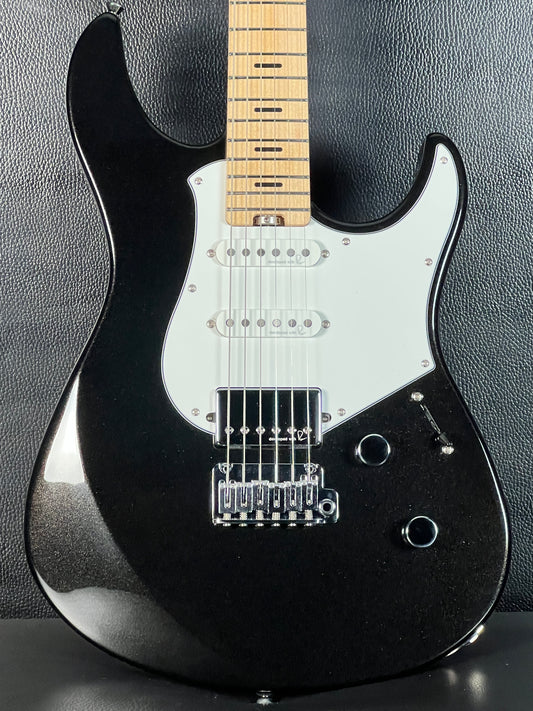 Yamaha Pacifica Professional PACP12 Black Metallic