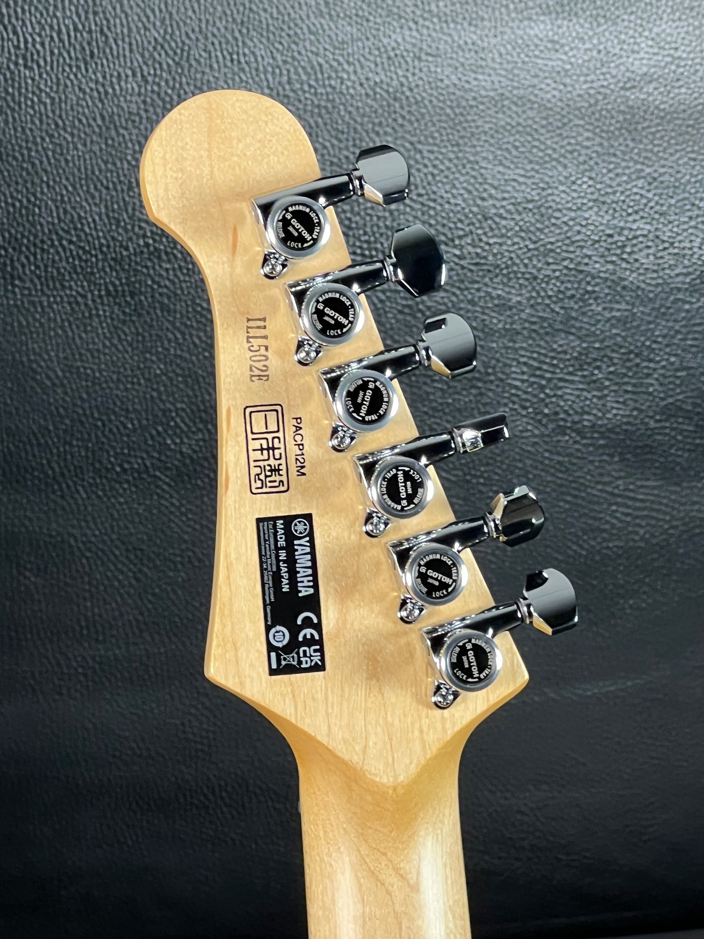 Yamaha Pacifica Professional PACP12 Black Metallic