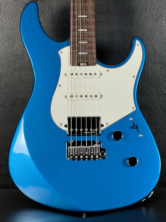 Yamaha Pacifica Professional PACP12 Sparkle Blue
