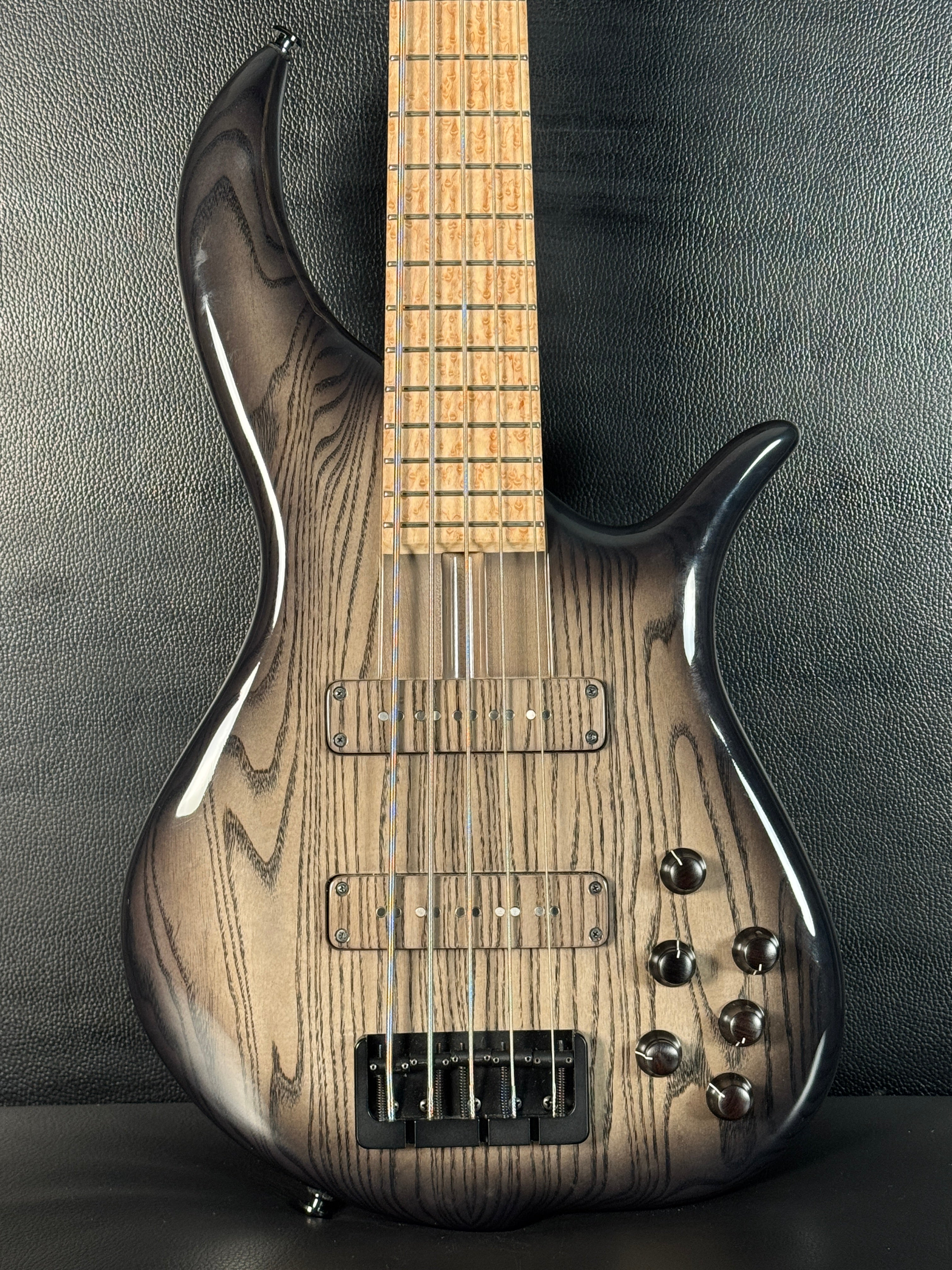 F Bass BN5 2020 (PRE-OWNED) – Guitar HAUS