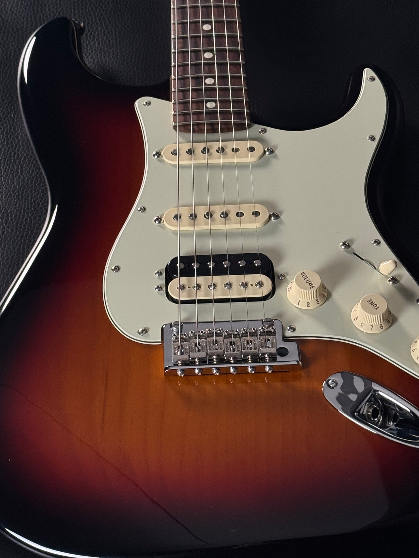 American Professional Stratocaster HSS Shawbucker (PRE-OWNED)