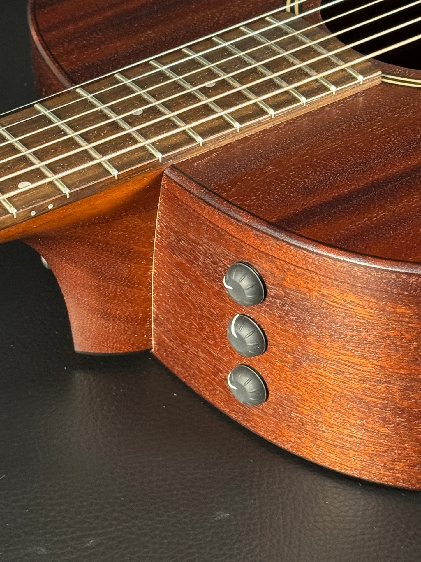 Pre-Owned Taylor American Dream AD27e (PRE-OWNED)